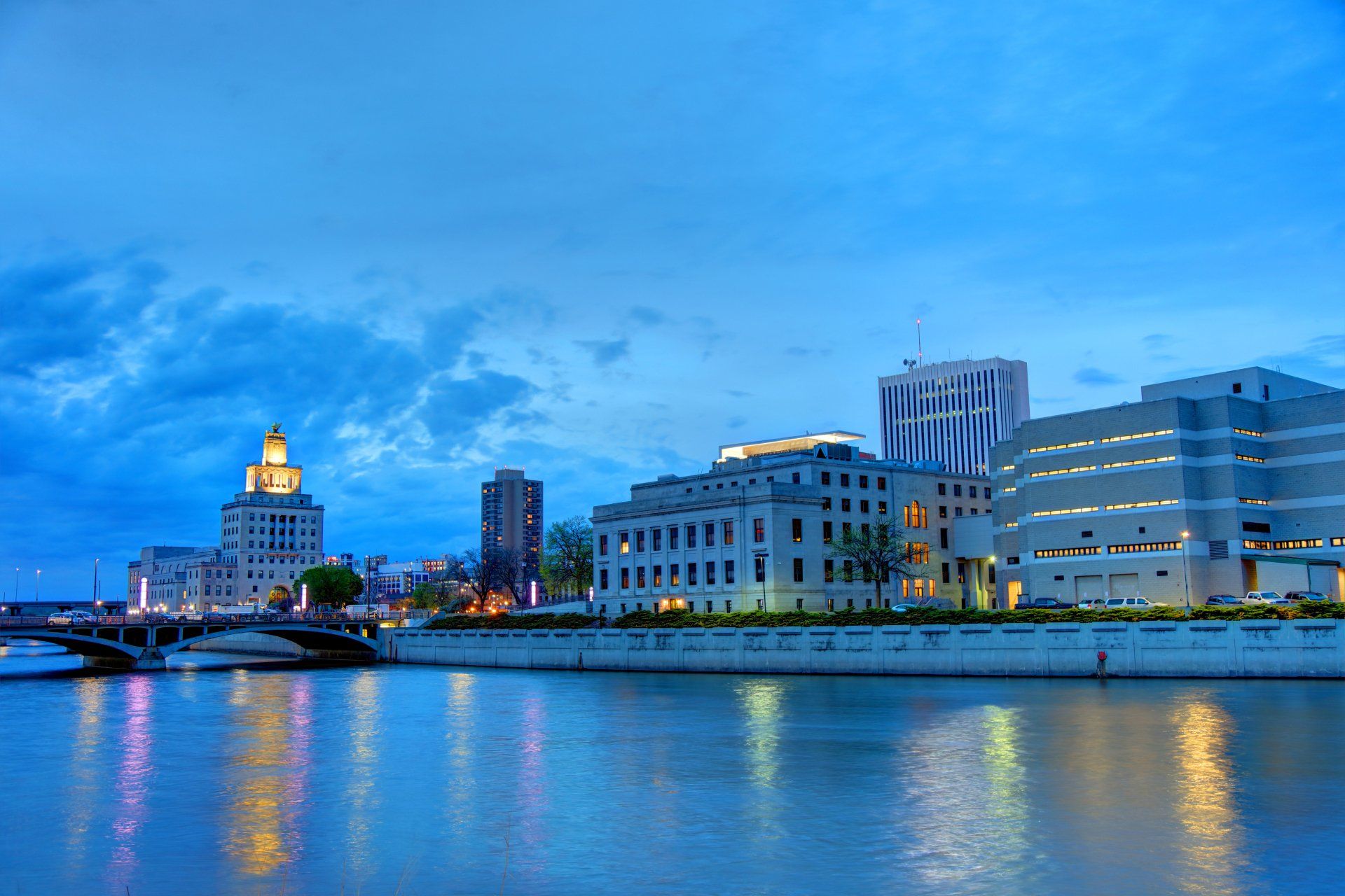 Exterior shot of Cedar Rapids, Iowa