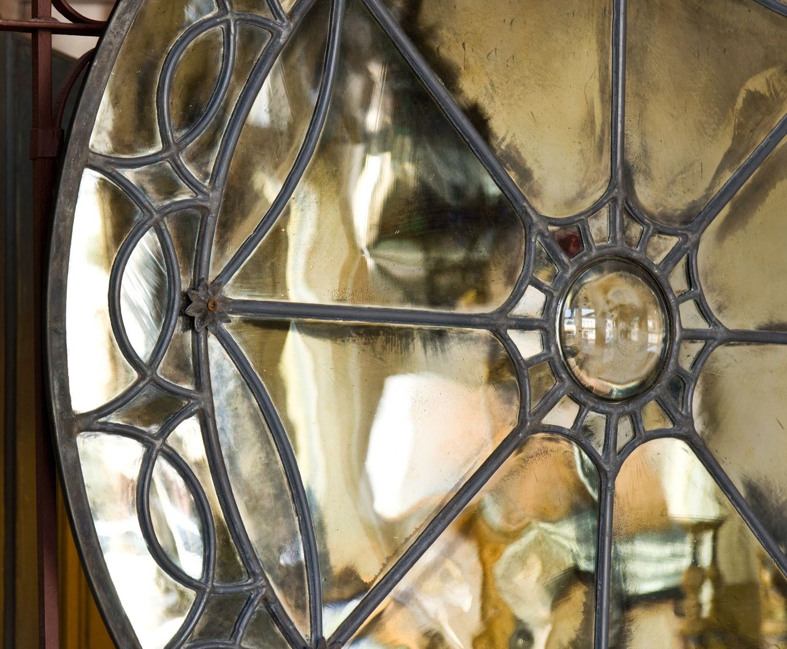 Antique Mirrors | Custom Antique Mirror Glass | TCG Glass