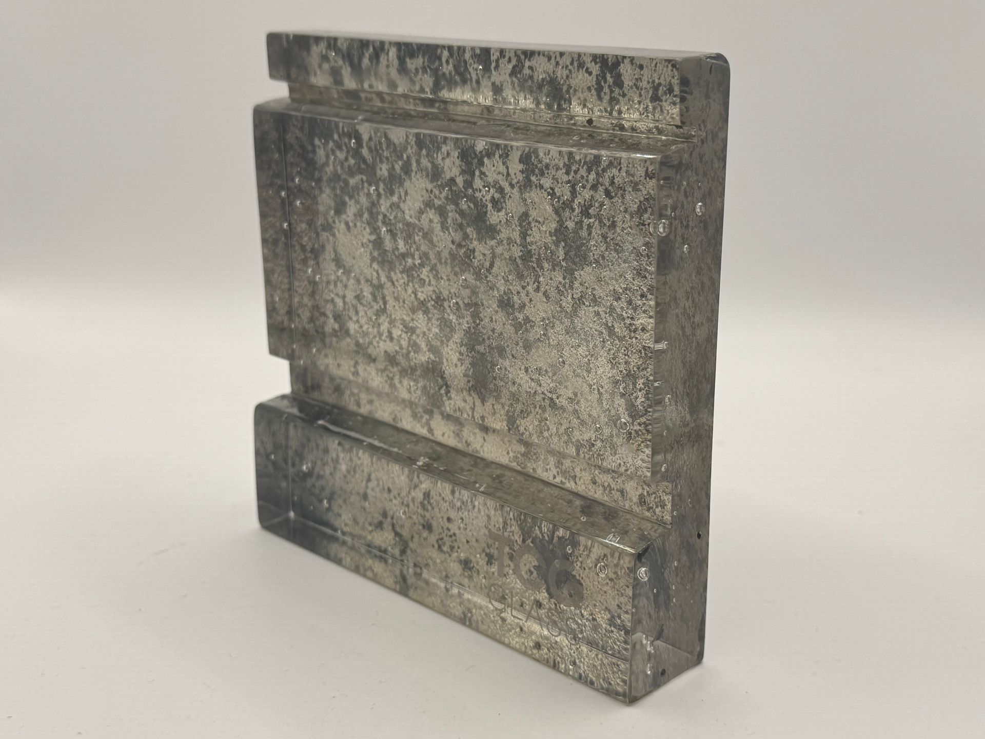 molten cast glass moulding