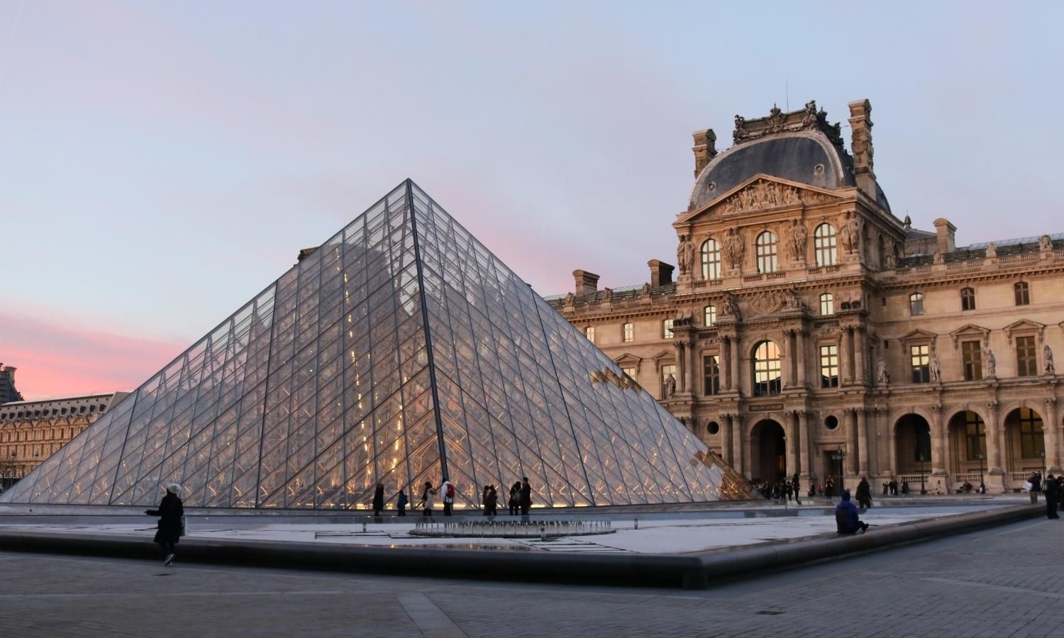 Louvre Pyramid