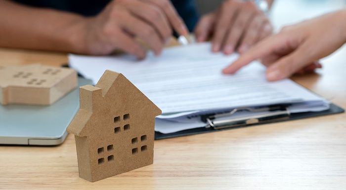 Person Signing A Contract — Charlottesville, VA — Real Estate Title III, LLC Person Signing A Contract — Charlottesville, VA — Real Estate Title III, LLC