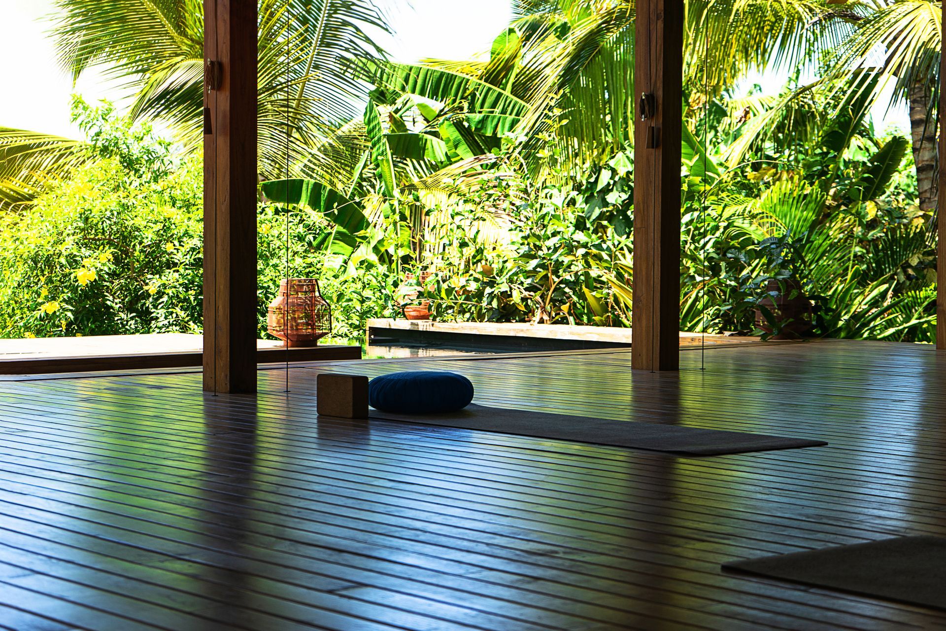 Click to open the Yoga Retreats Storyline