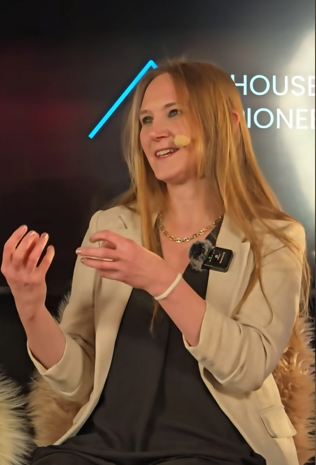Nina Habicht discussing AI governance at House of Pioneers during WEF week in Davos