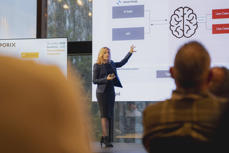 Julia Herz beim Digital B2B Forum