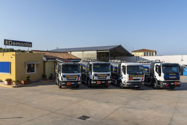 Demontis vehicles 