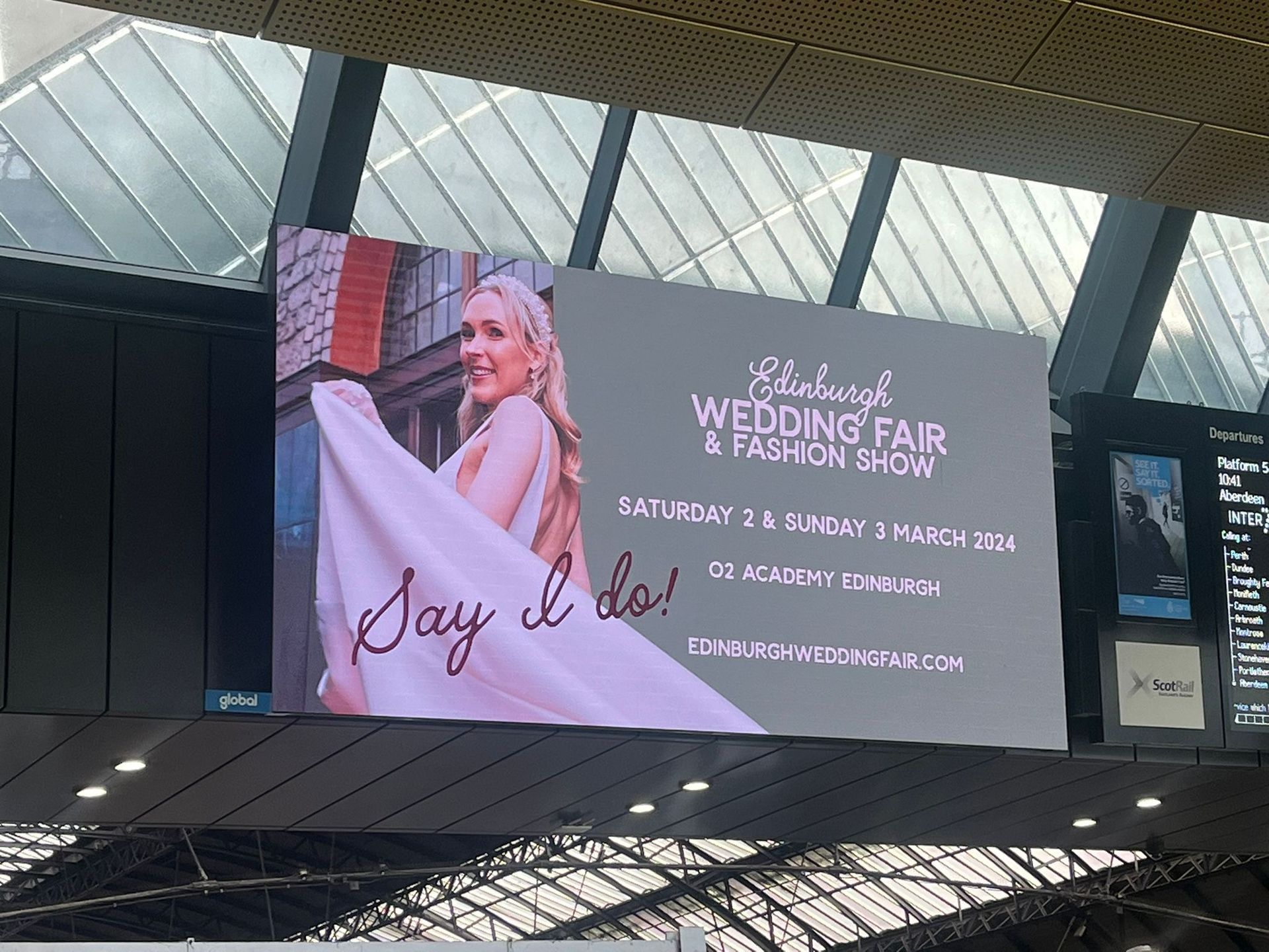 Gillian Cheung Model, Scottish Billboard and Bus Campaign