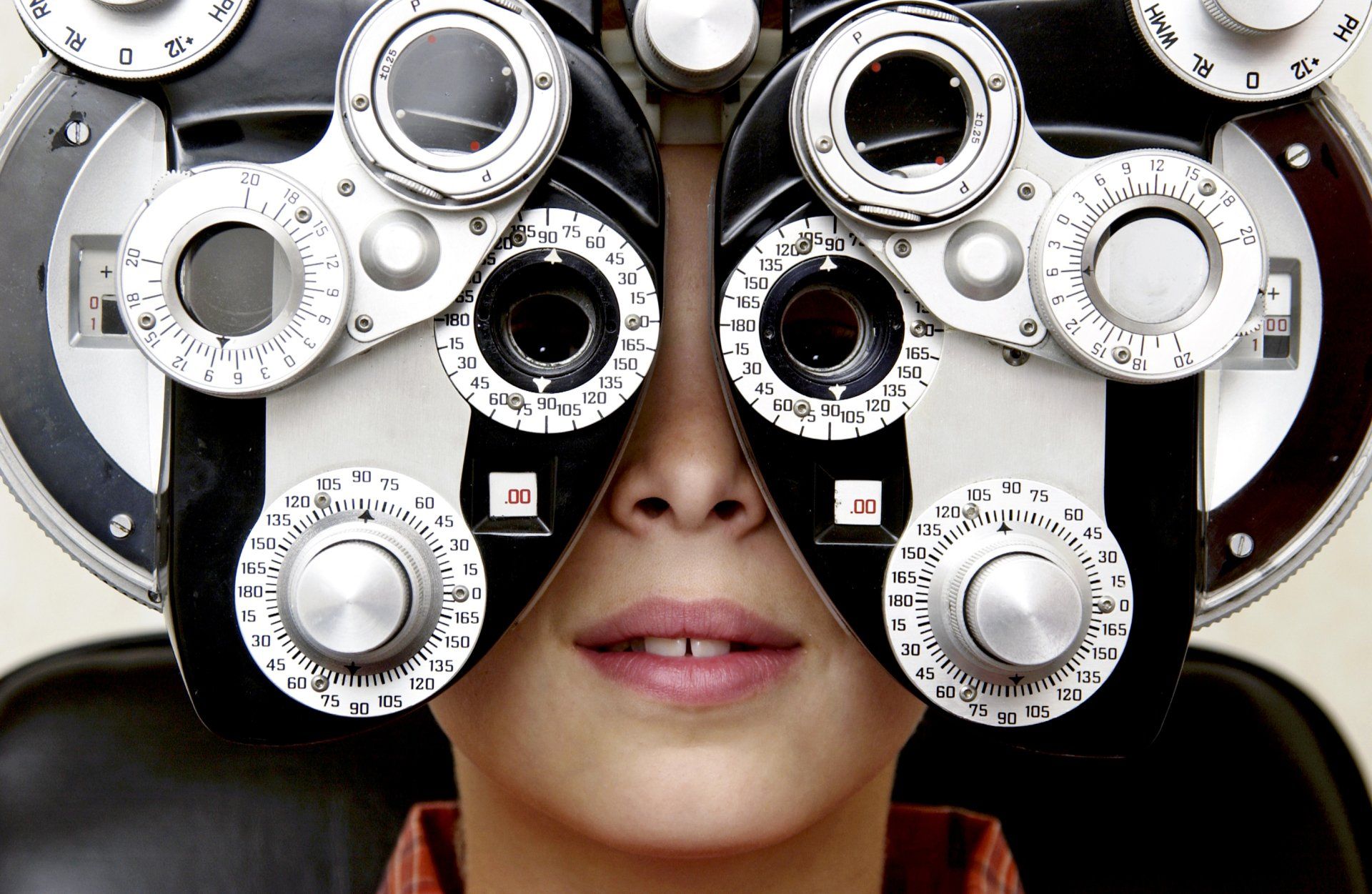 Dian, Optometric Technician