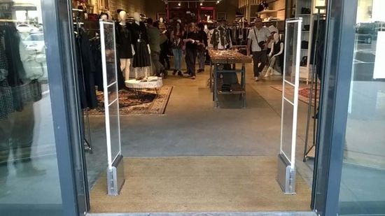 sistema di antitaccheggio sonoro