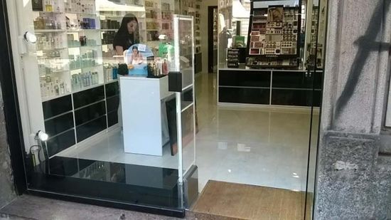 impianto antitaccheggio sonoro in un negozio