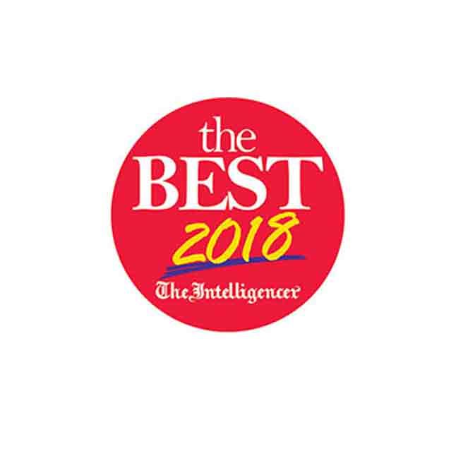 A red circle that says the best 2018 on it