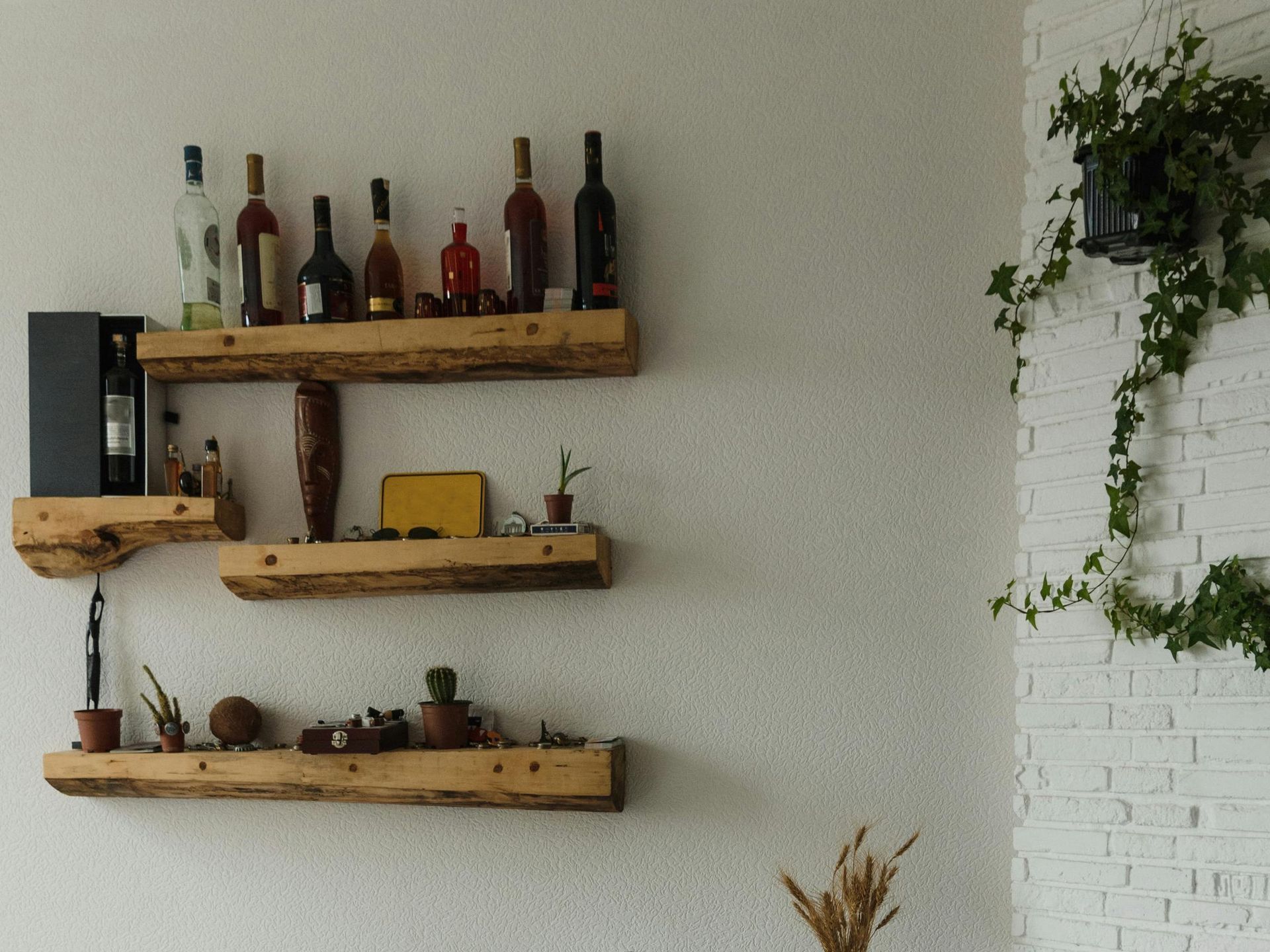 hanging+shelves+in+dunnellon+fl
