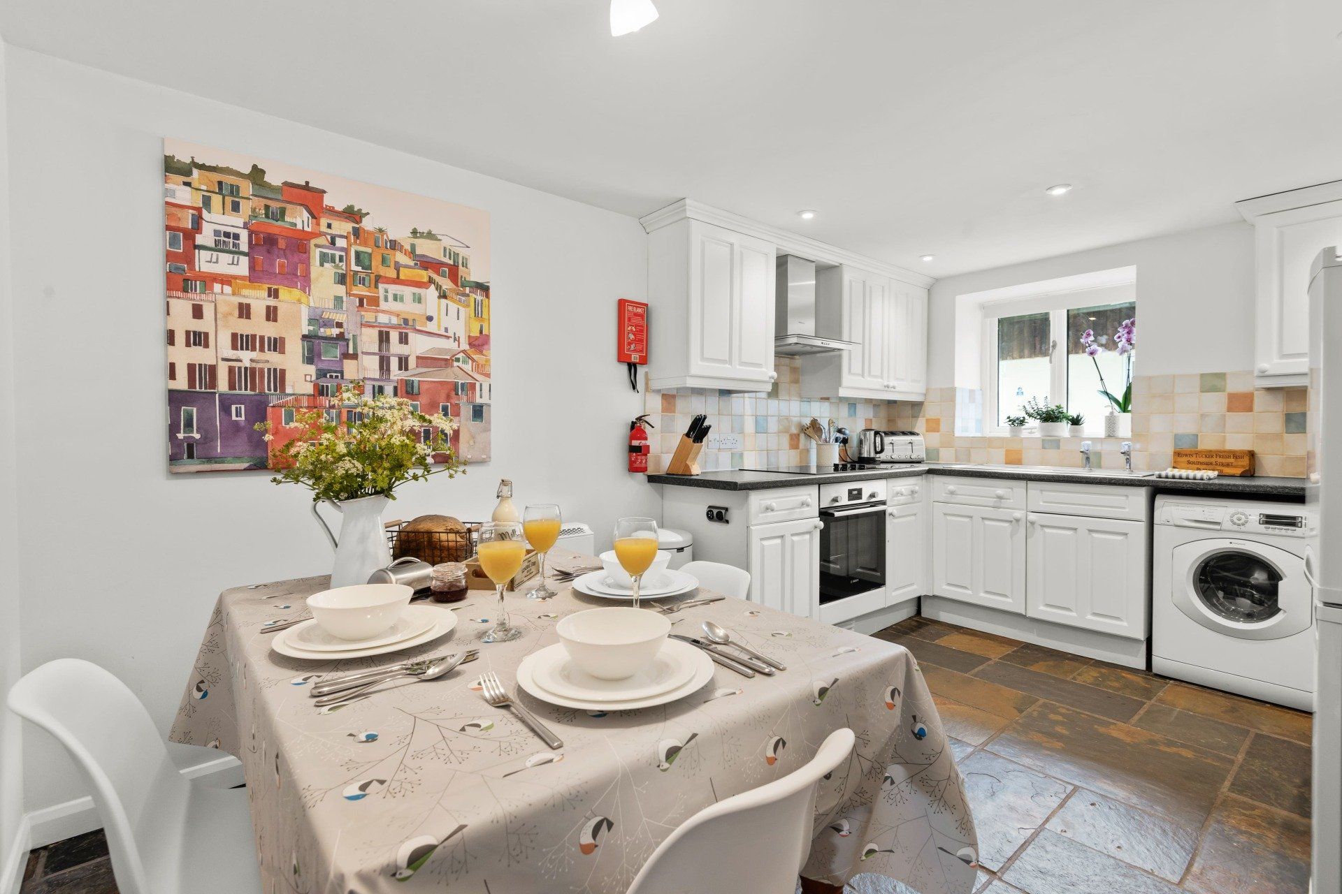 Kitchen/Dining Room - House Martin Cottage Kitchen/Dining Room - House Martin Cottage