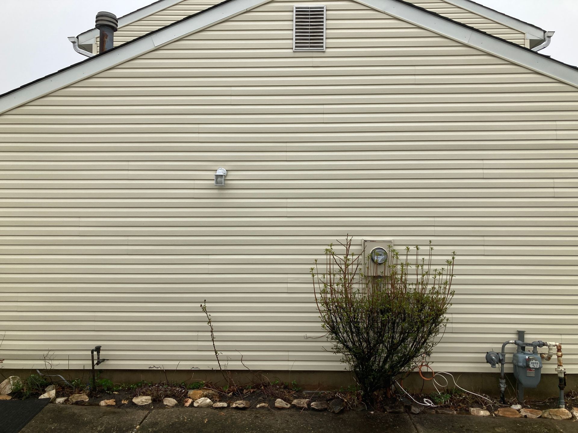 Vinyl Siding on House in Monmouth County NJ- After
