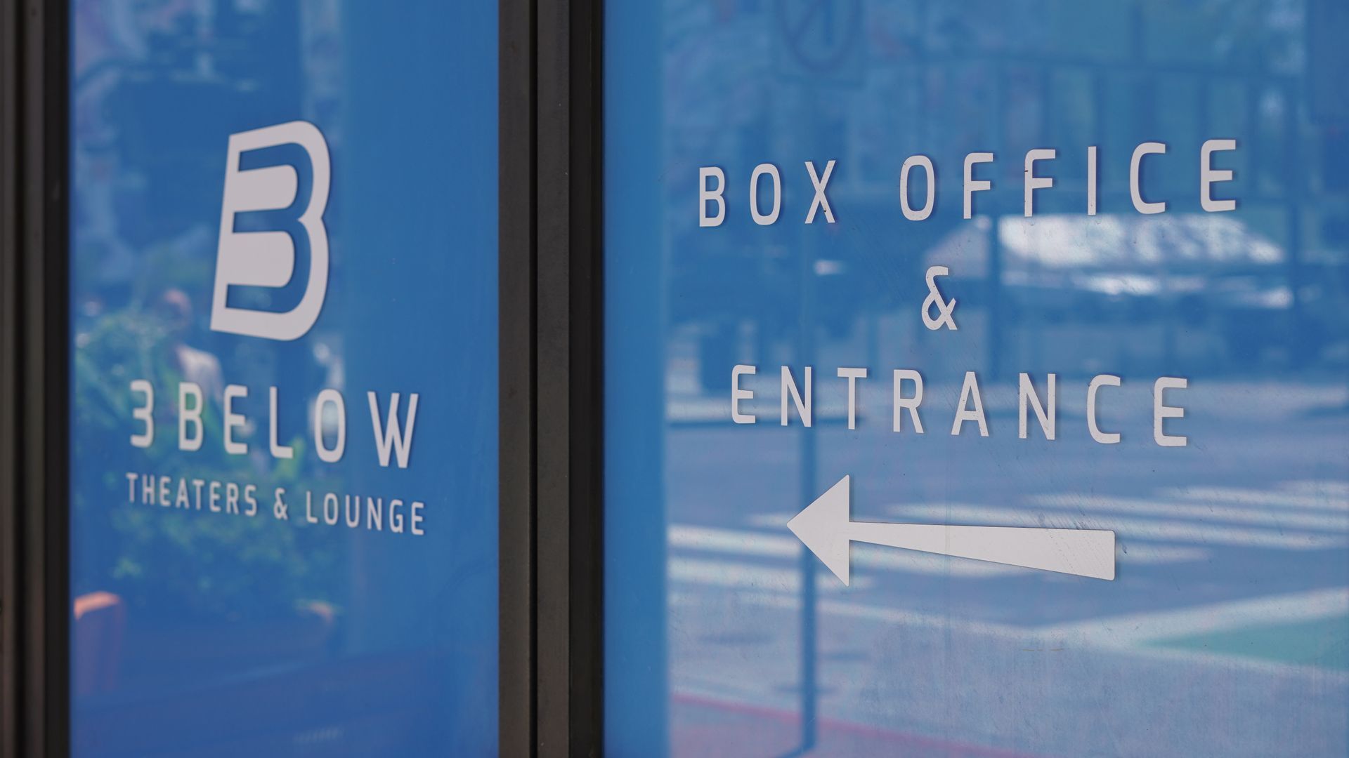 3 below sj