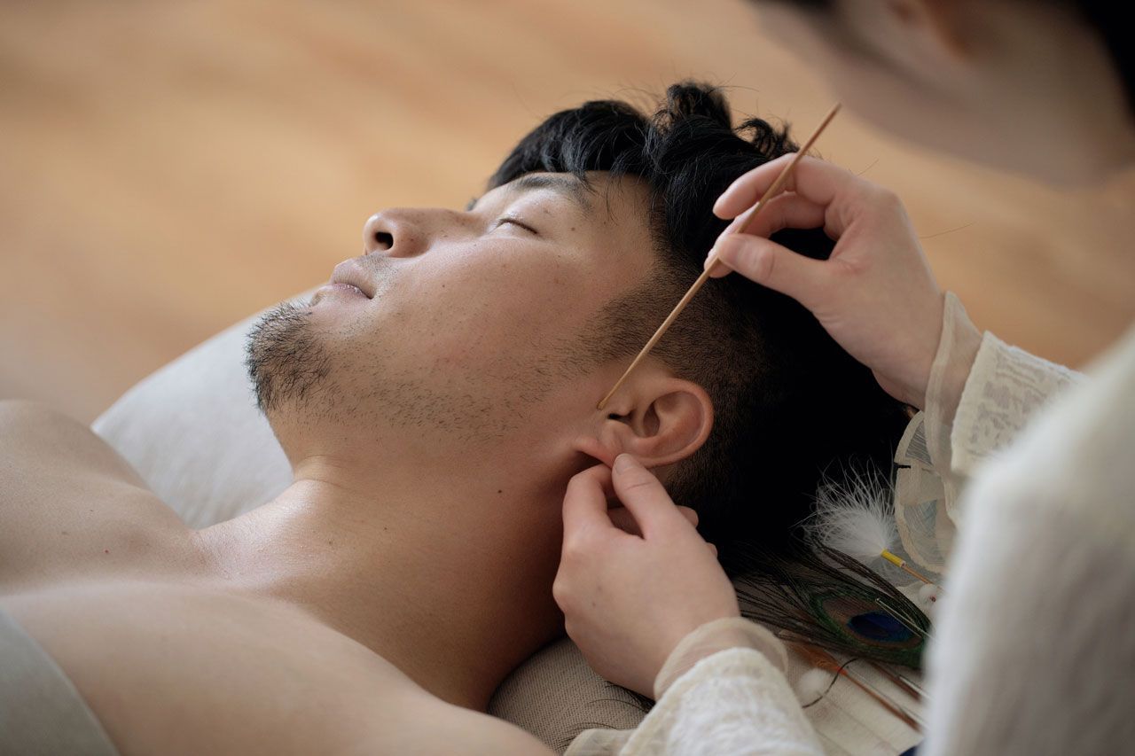Chinese Ear Cleaning — Evanston, IL — Dolce Spa