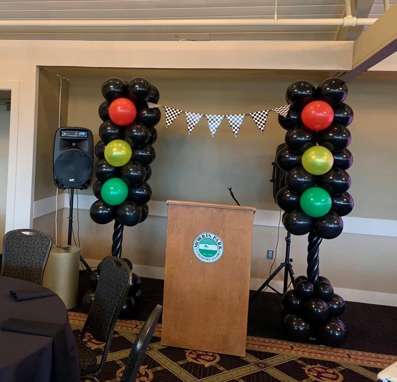 Traffic Light Balloon Decor — Granger, IN — Make 'Em Pop Creations