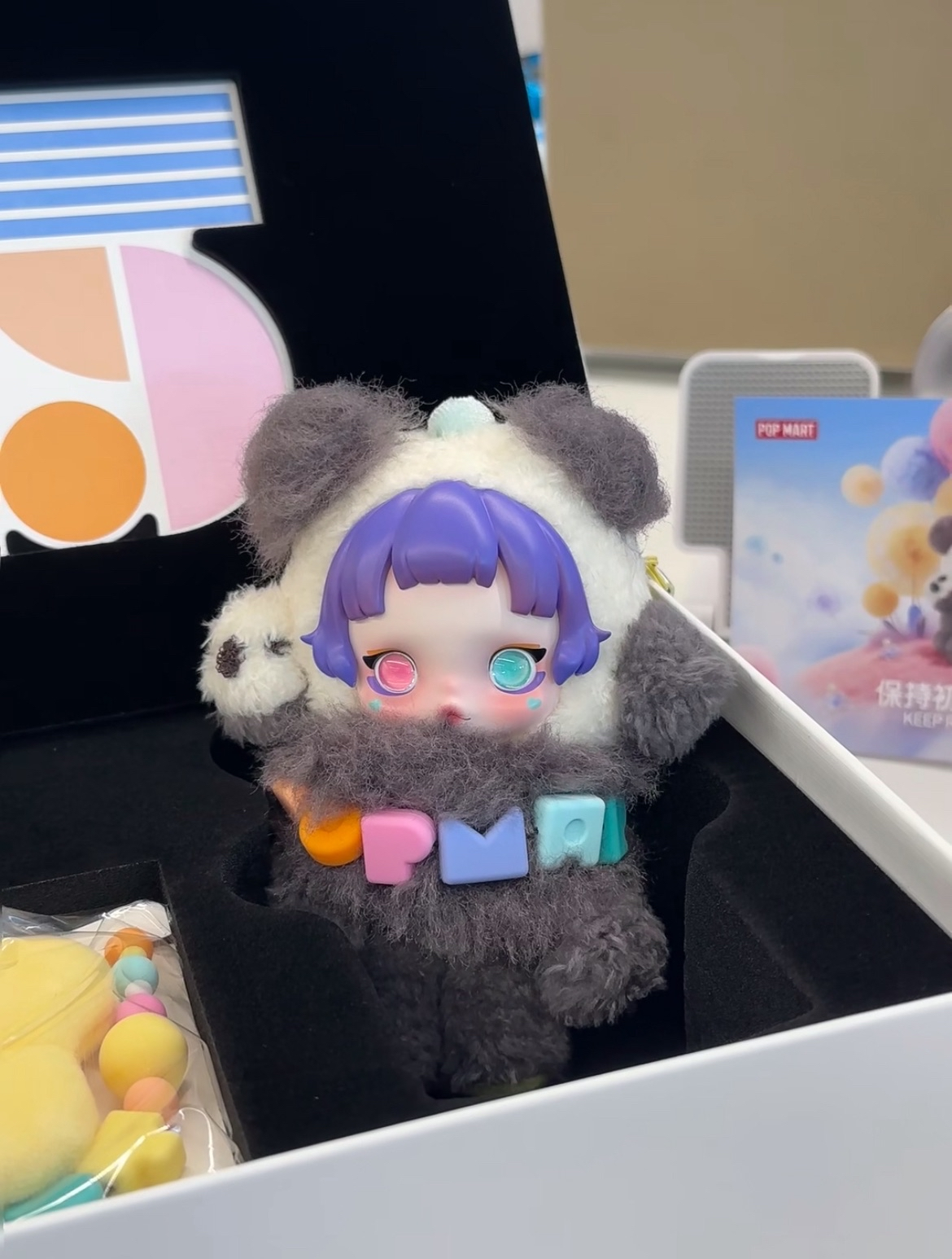 PopMart 15th Anniversary Employee Exclusive : SKULLPANDA KEEP REAL, KEEP FOCUS Gift Set Preorder