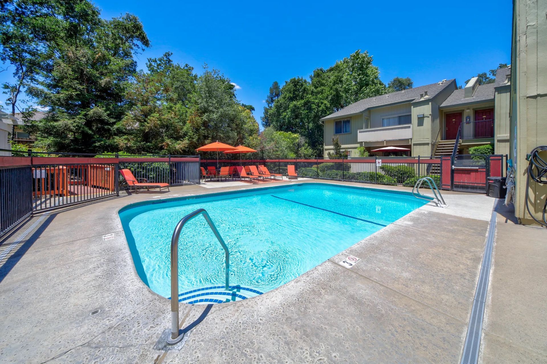 Sparkling Pool