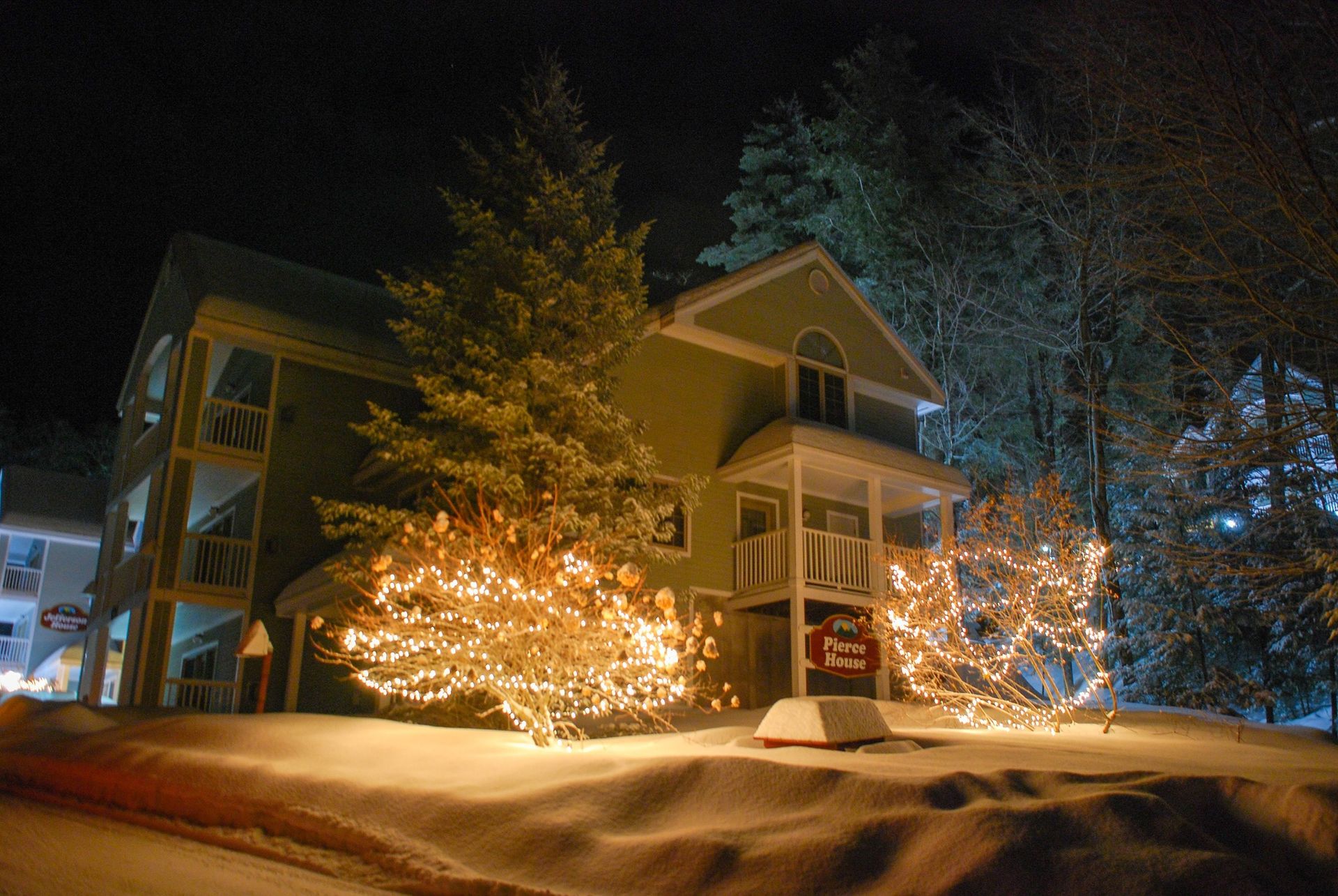 Lodging Packages Northern Extremes Snowmobile Rentals