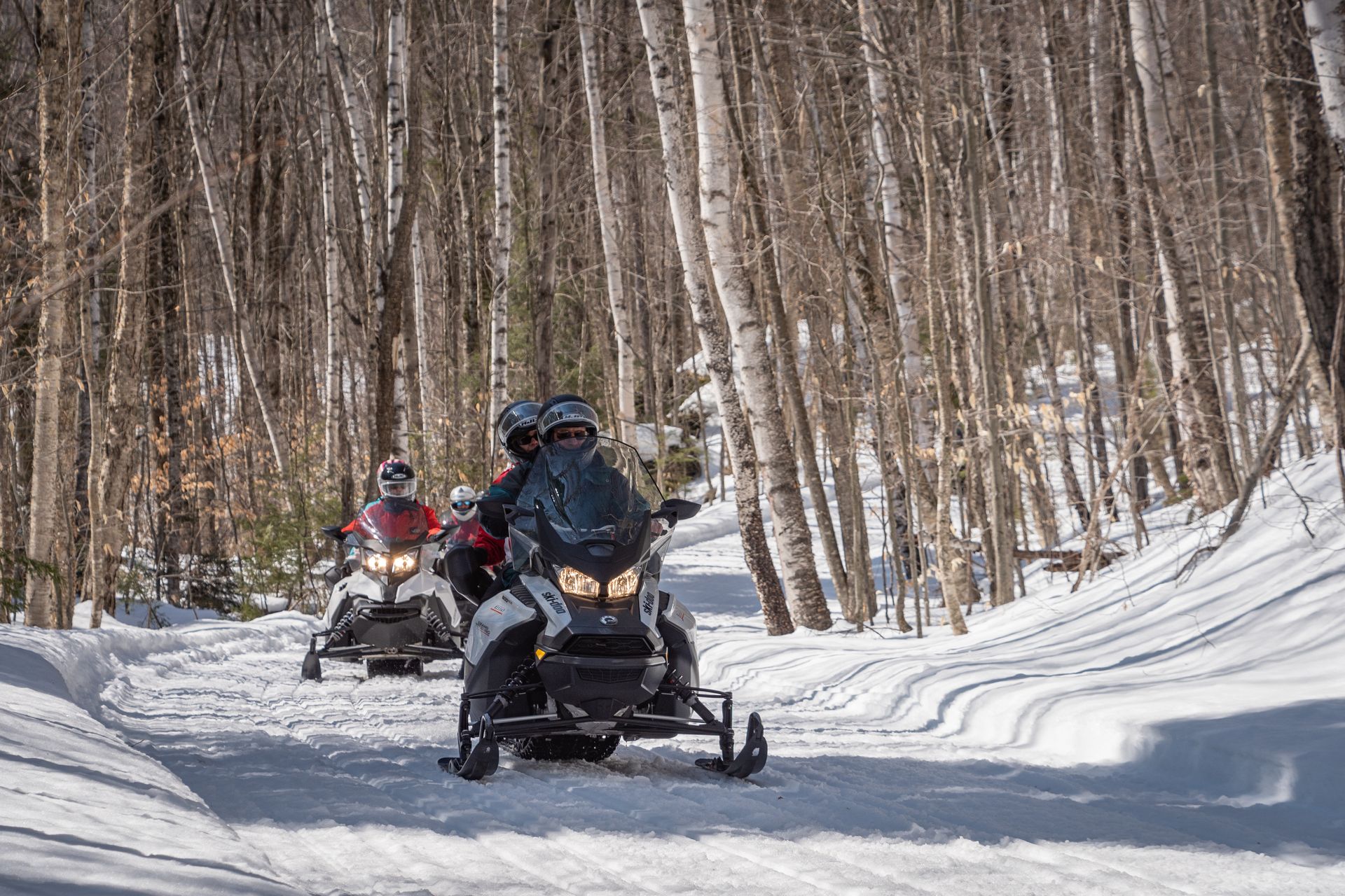 Snowmobile Rentals & Tours in New Hampshire Northern Extremes