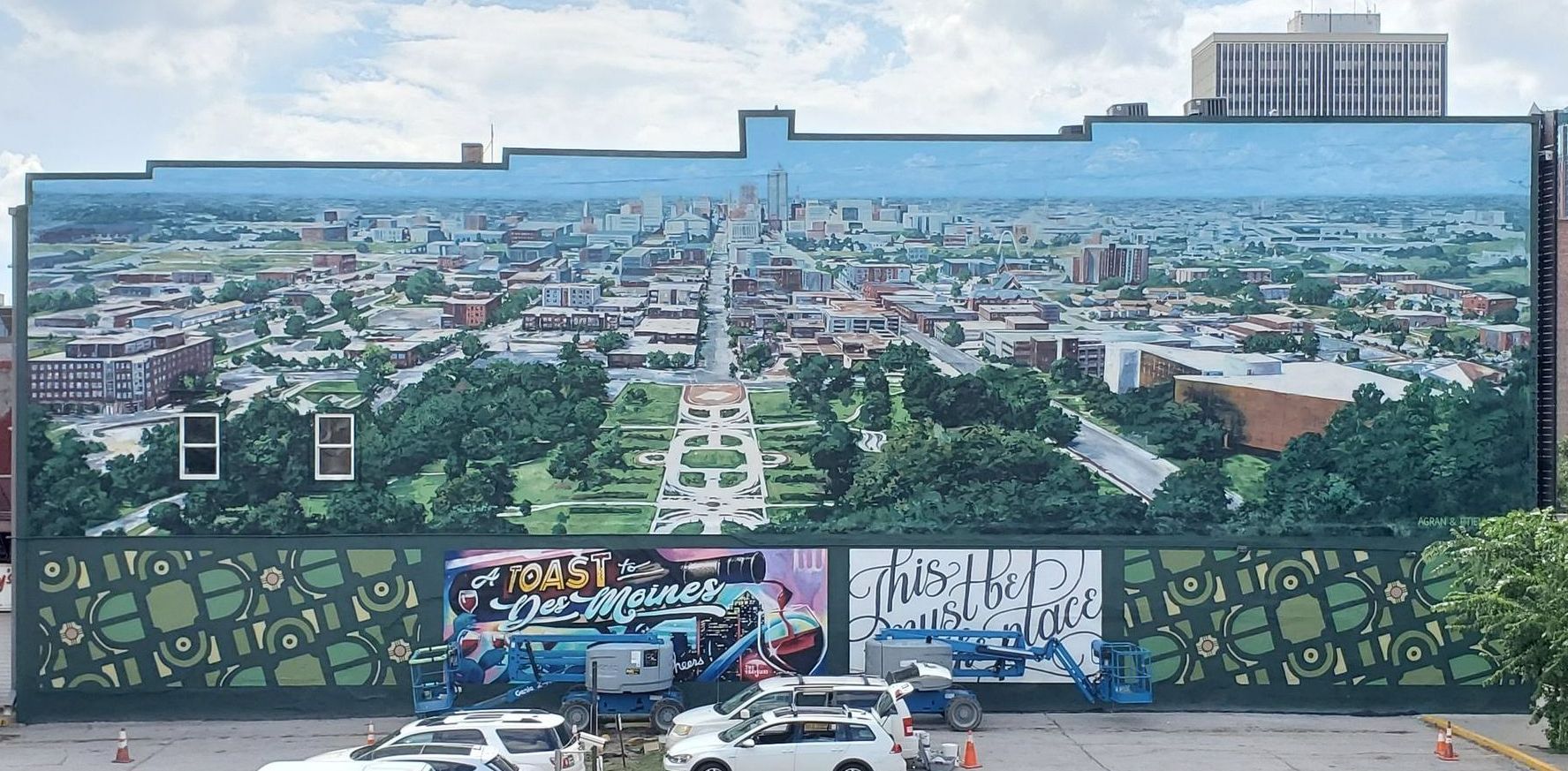 RoCA building's new mural by artists Drew Etienne & Thomas Agran