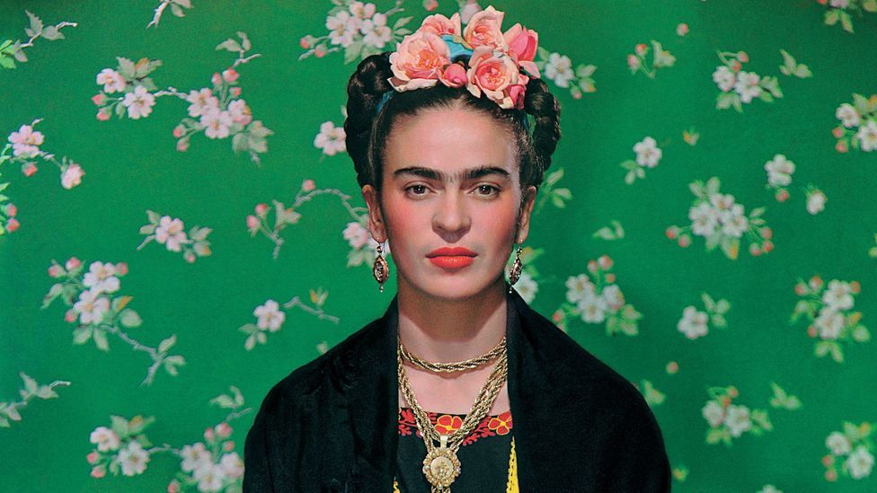 Frida Kahlo by Nickolas Muray (Brooklyn Museum)
