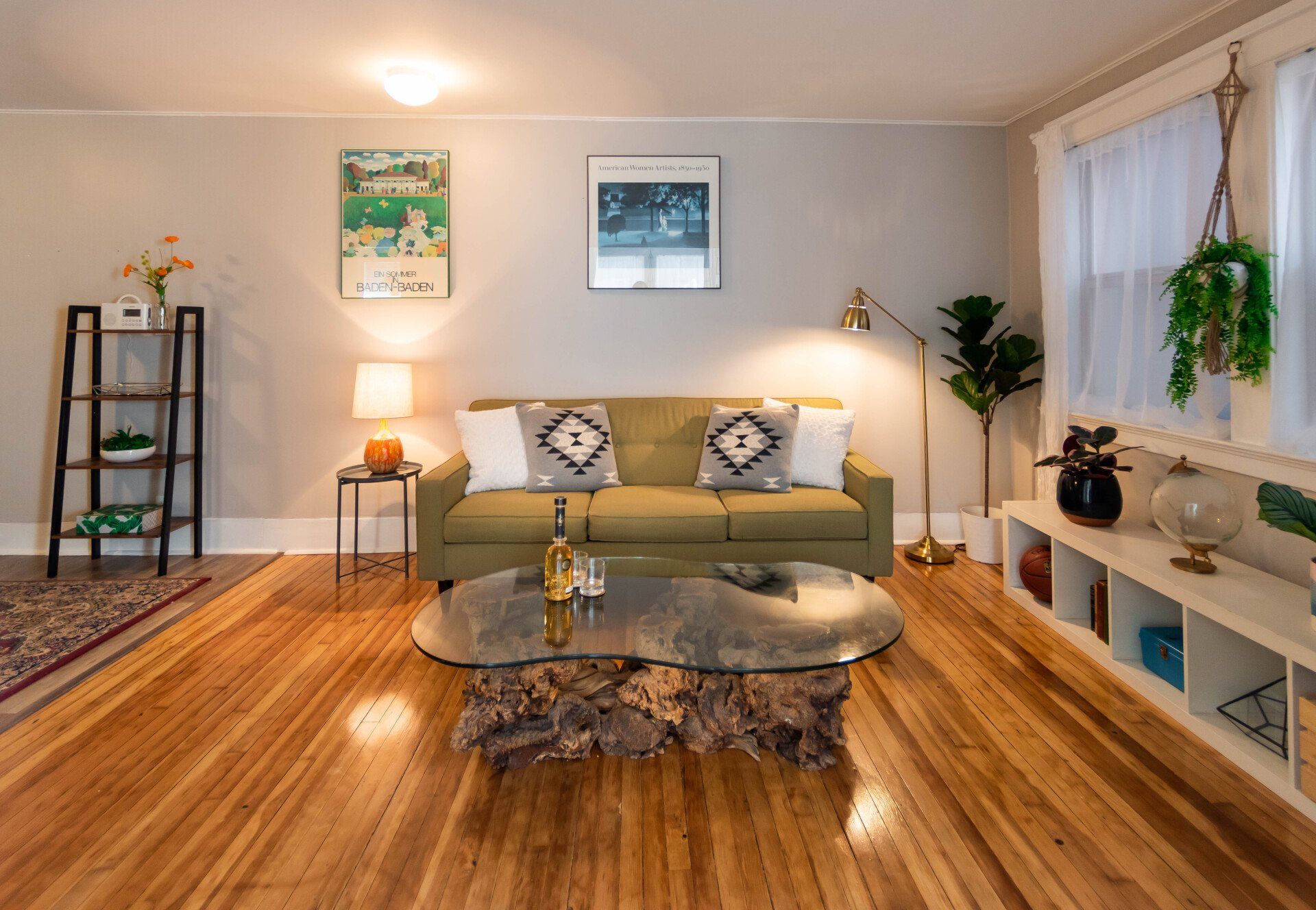 DELMONT APARTMENTS