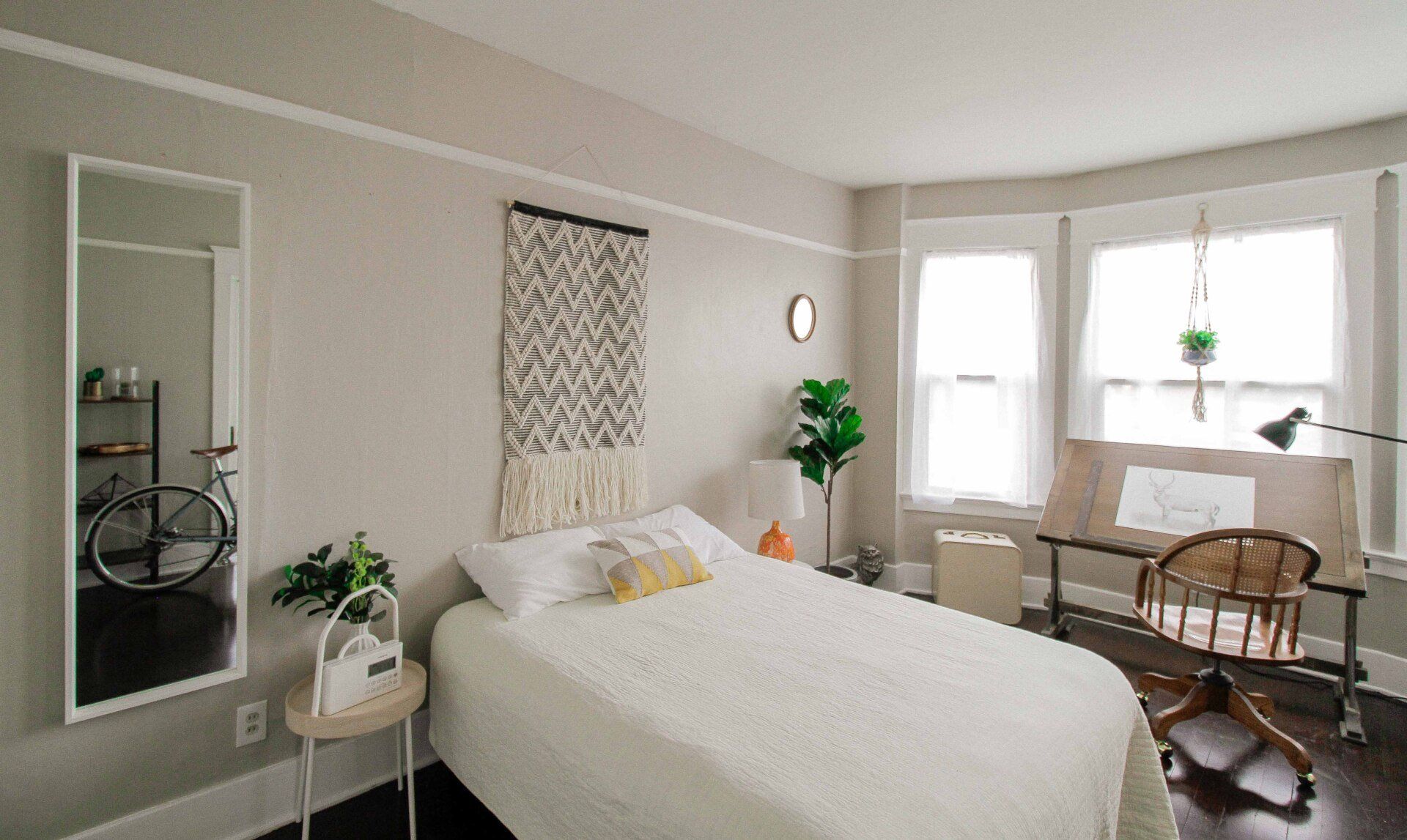 DELMONT APARTMENTS