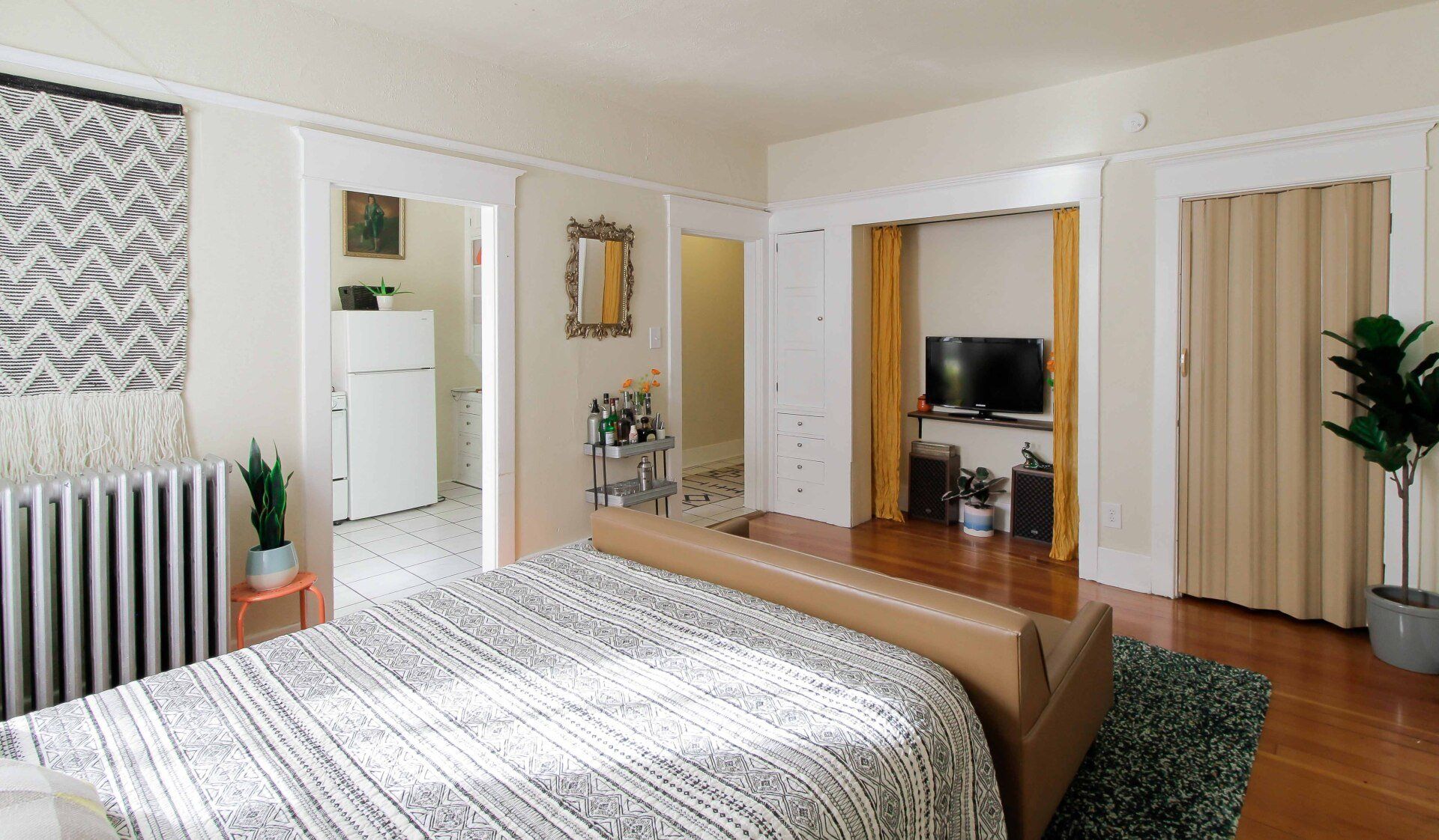 DELMONT APARTMENTS