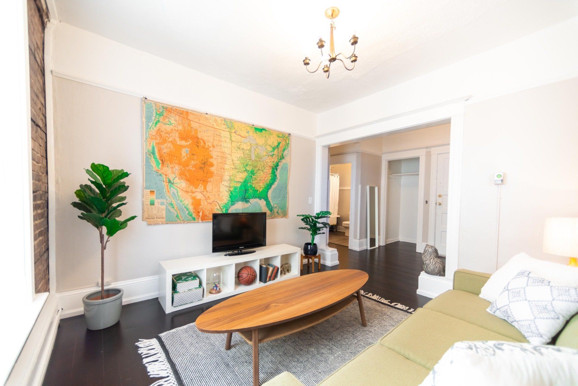 GOLDIE  APARTMENTS