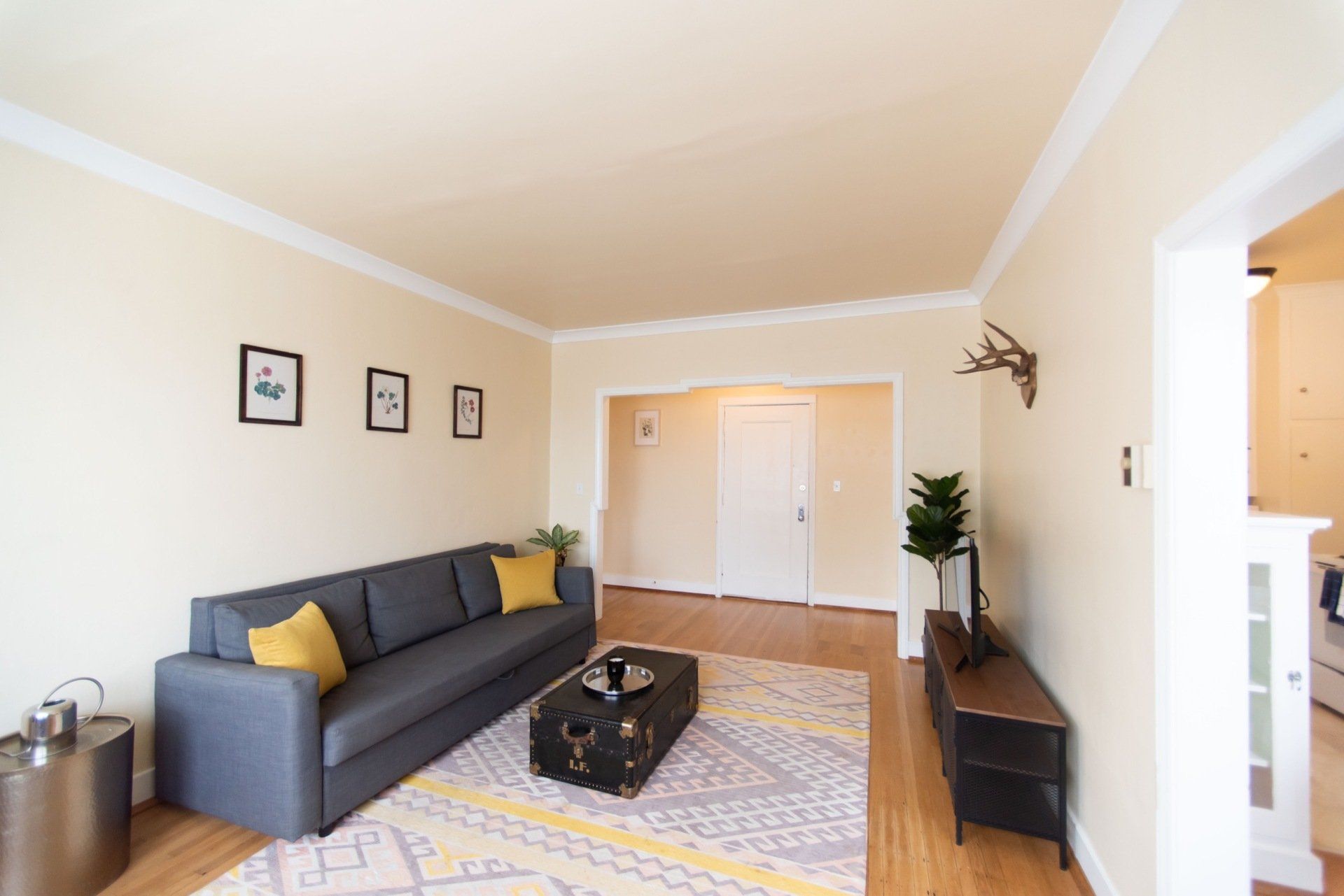 CARLYLE APARTMENTS