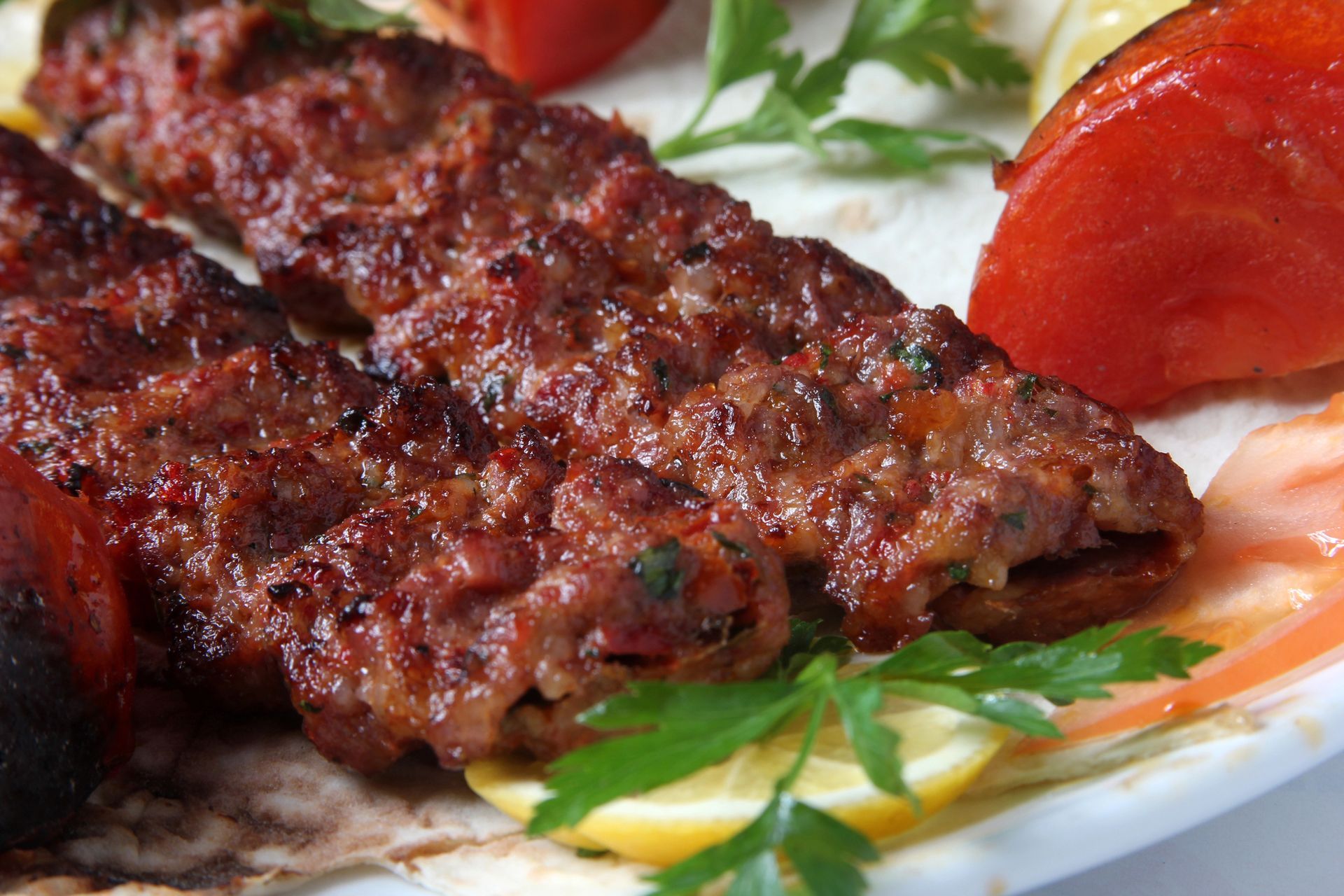 K2 Since 1983 KEBAB e PIZZA TACOS CHICKEN