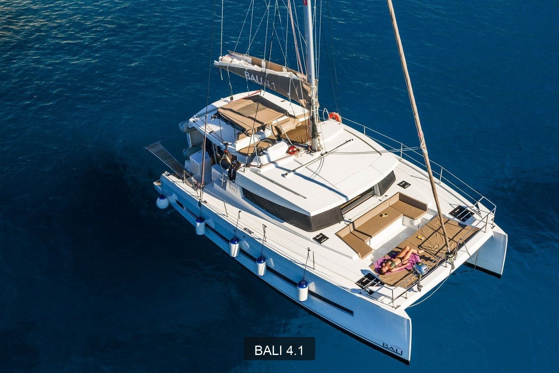 Catamaran in Sicily - Bali 4.1