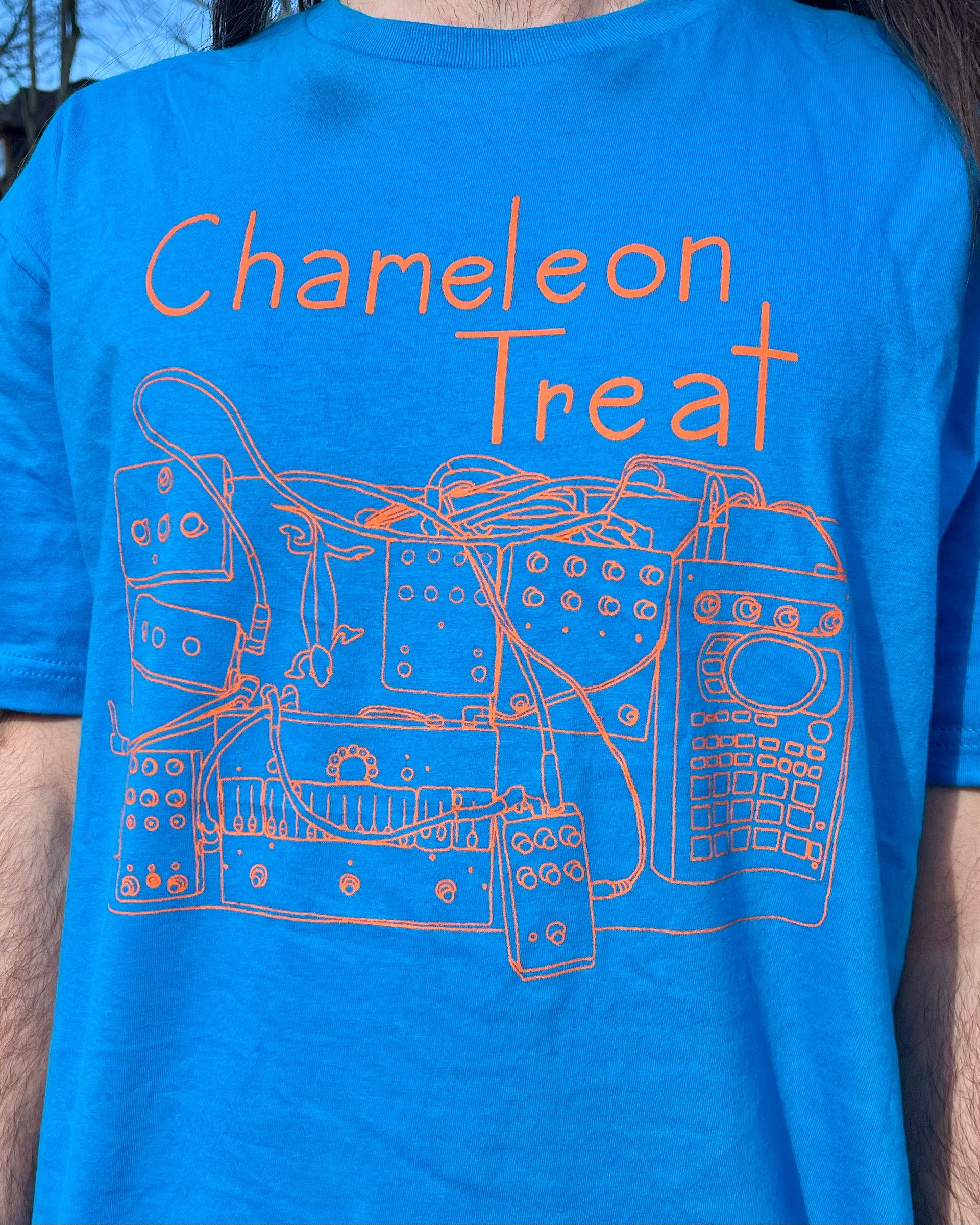 Chameleon Treat Shirt - Cables - Blue
