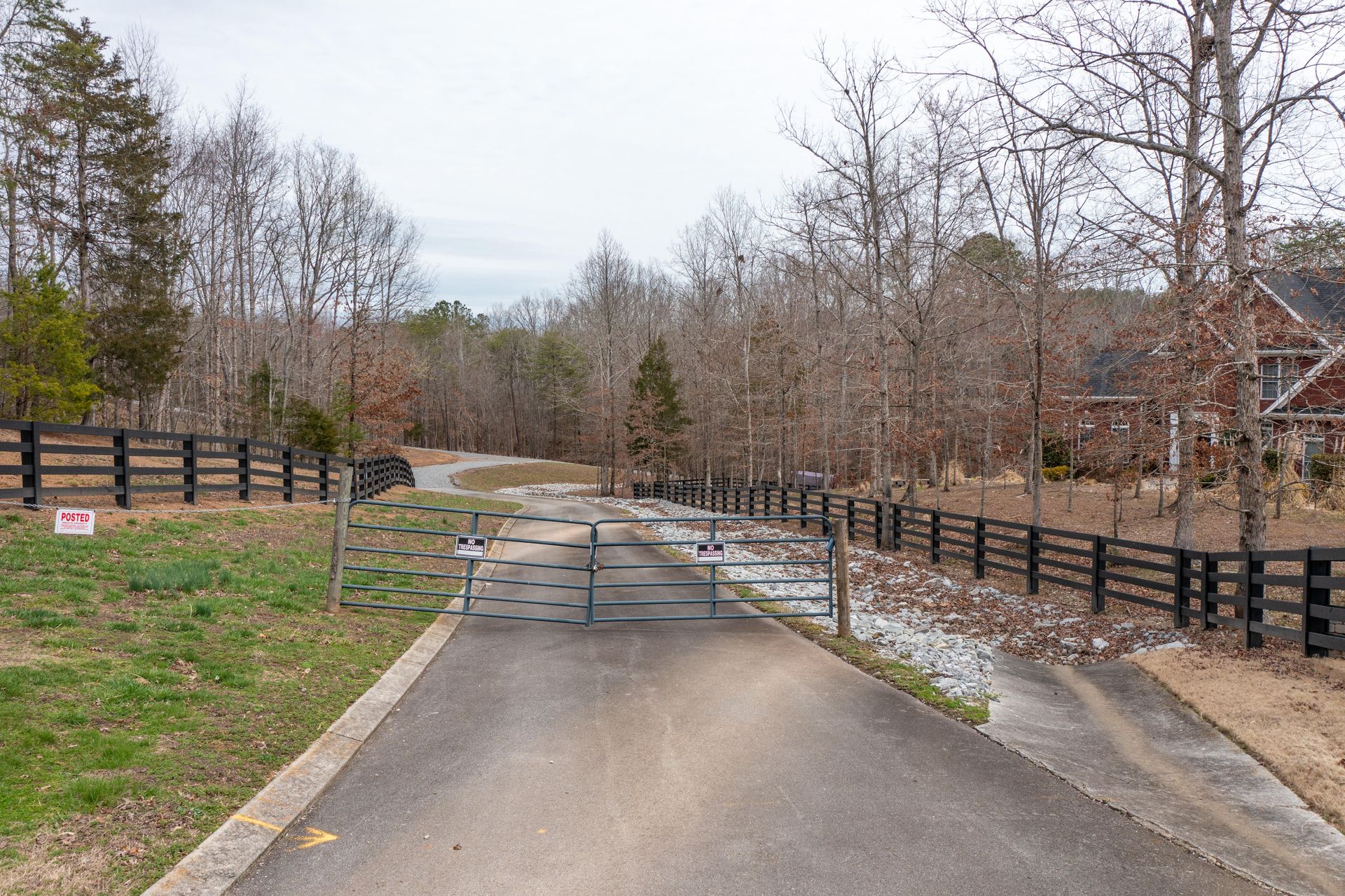 Custom Fences | Shield Construction | Chattanooga TN