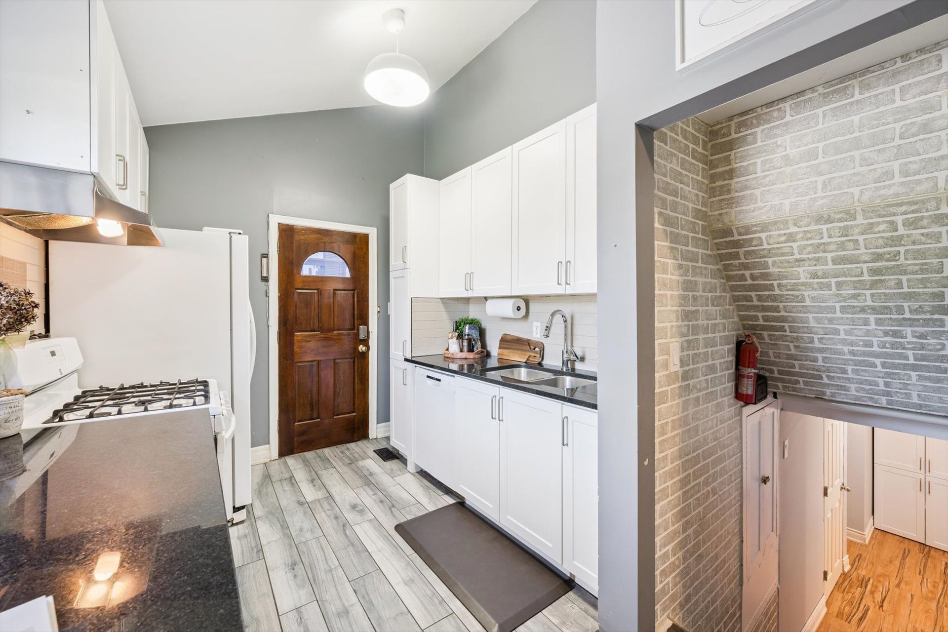 57 Nanwood Drive, Laura Cooper Realtor, Brampton Real Estate