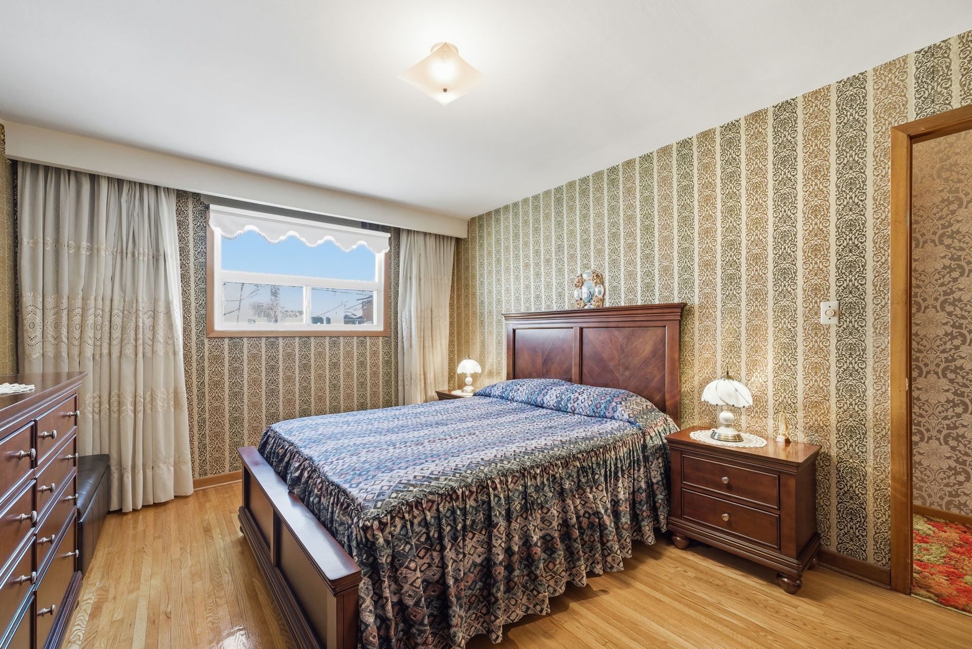 For Sale: bedroom at 73A North Bonnington Ave with natural light, Laura Cooper Realtor