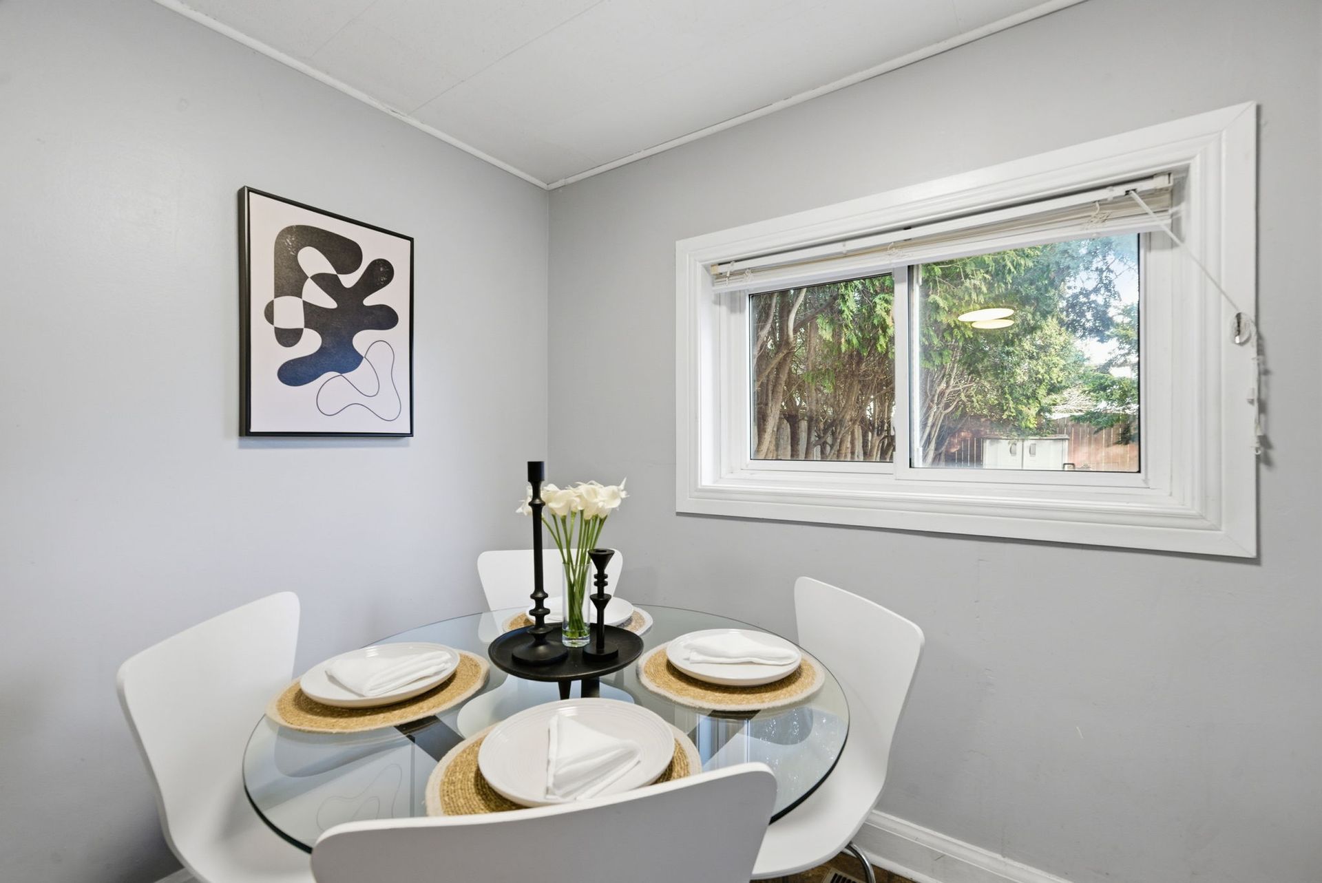 Breakfast, Eat-In Kitchen, Oshawa, For Sale, Laura Cooper Realtore