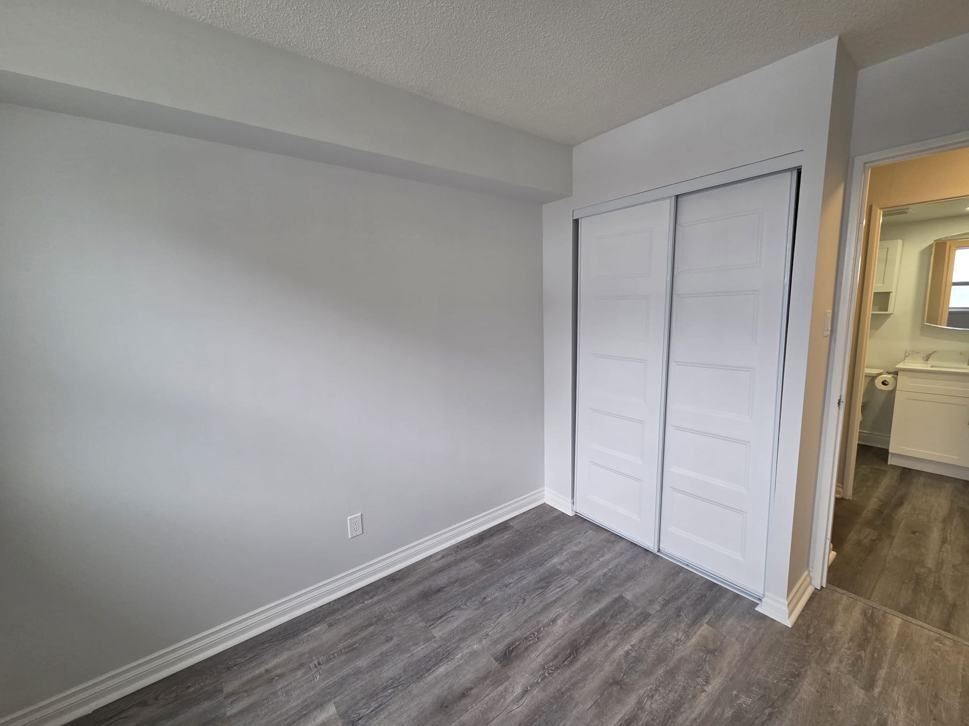bedroom, condo, 30 sunrise, Laura Cooper Realtor