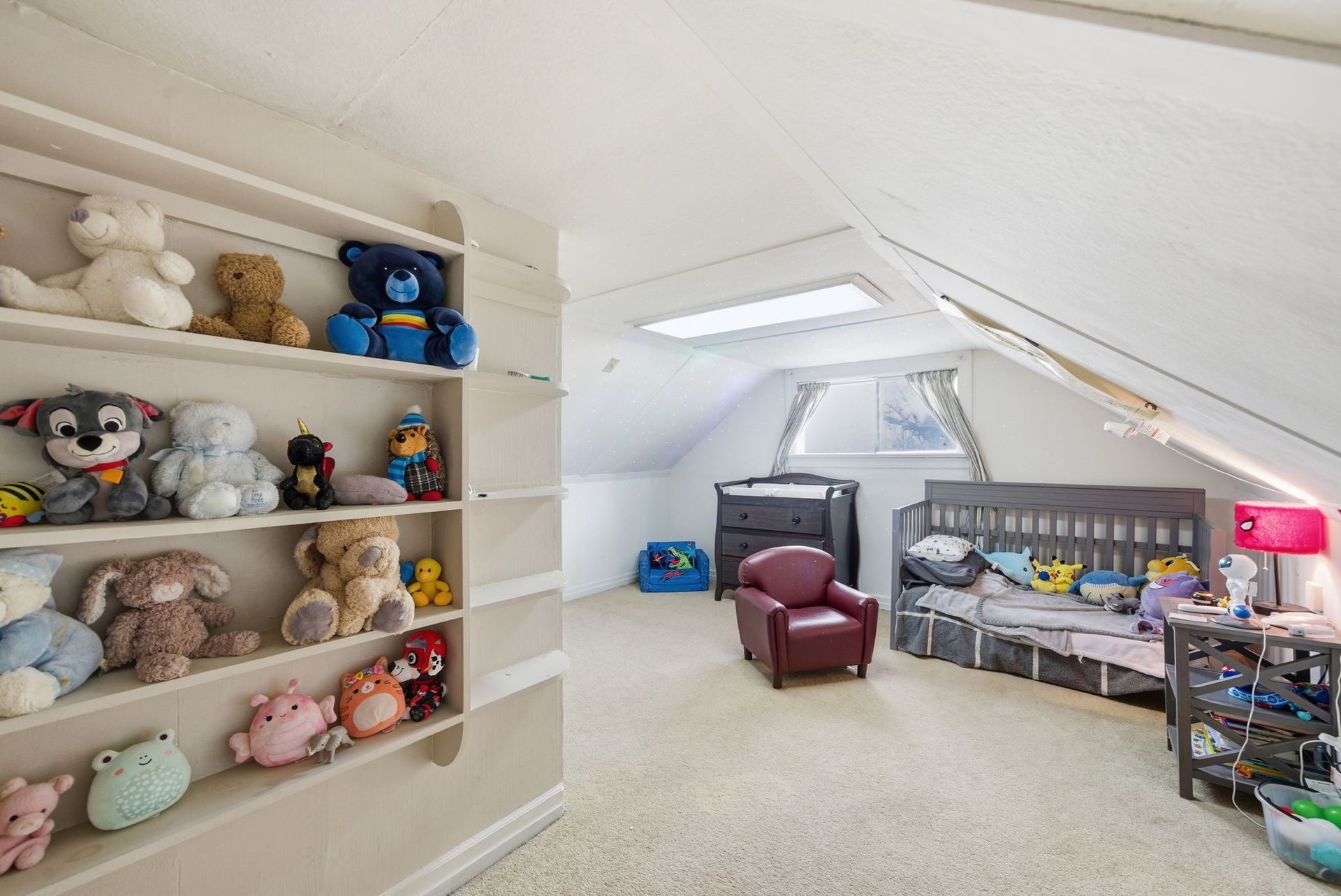 Third bedroom with versatile layout, 349  Oshawa  Blvd  S by Laura  Cooper  Realtor