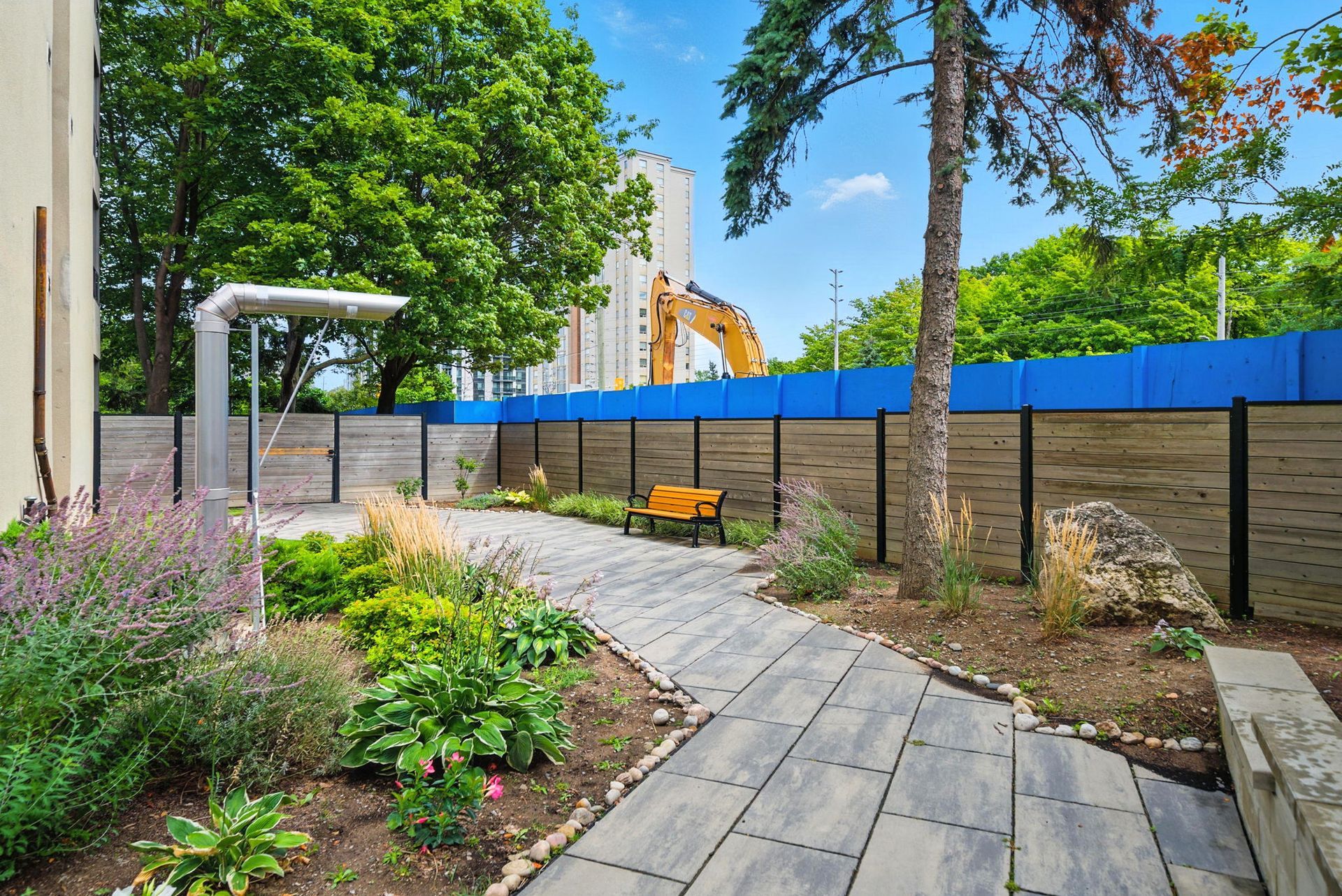 Private courtyard or patio amenity area, listed by Laura Cooper Realtor