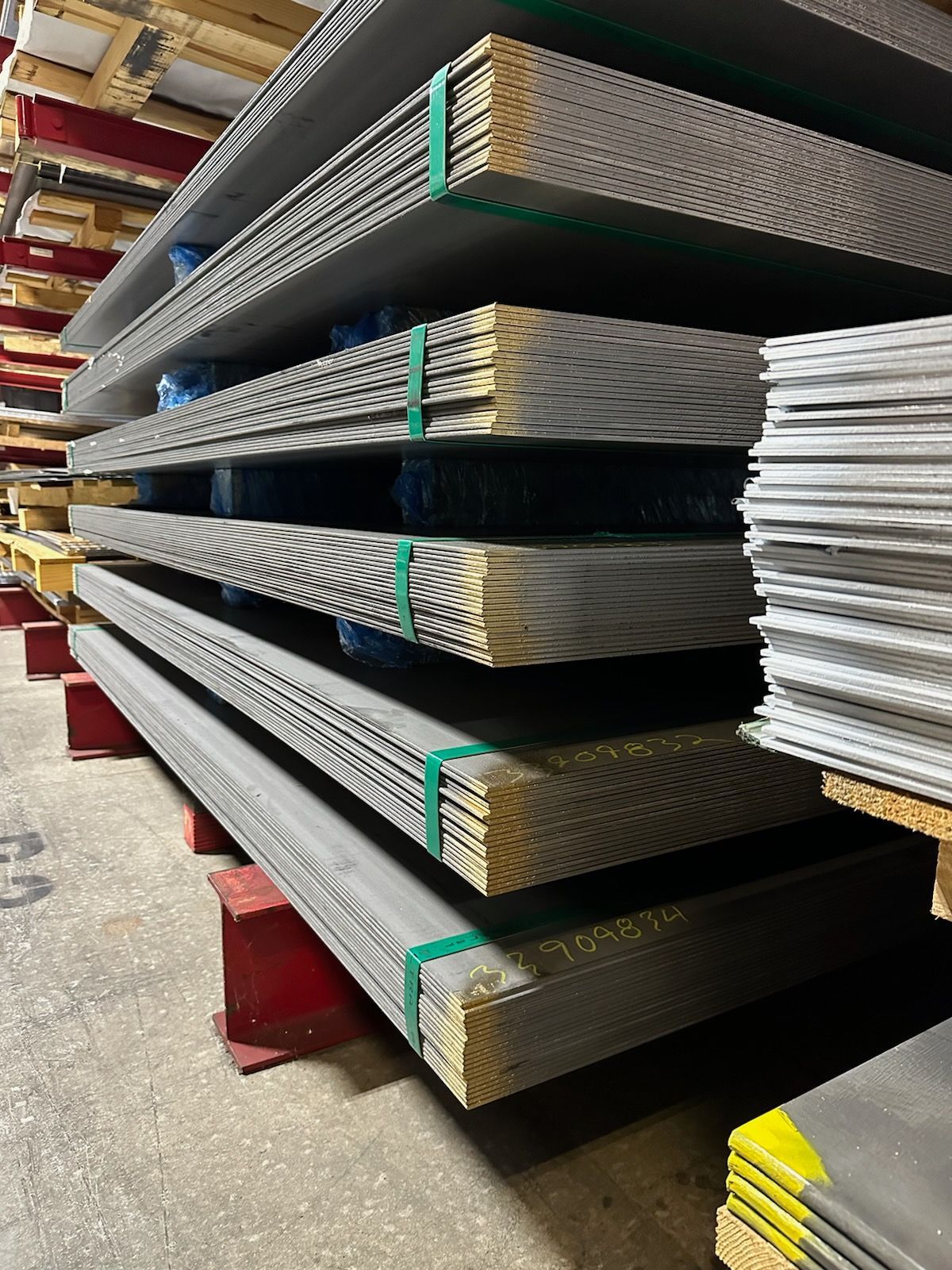 Get custom steel cutting in Spartanburg, SC with Race City Steel