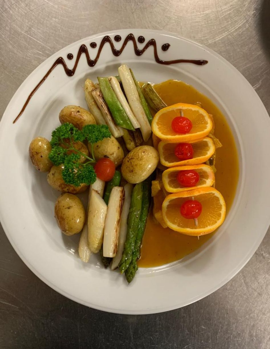 Orangefarbenes Huhn