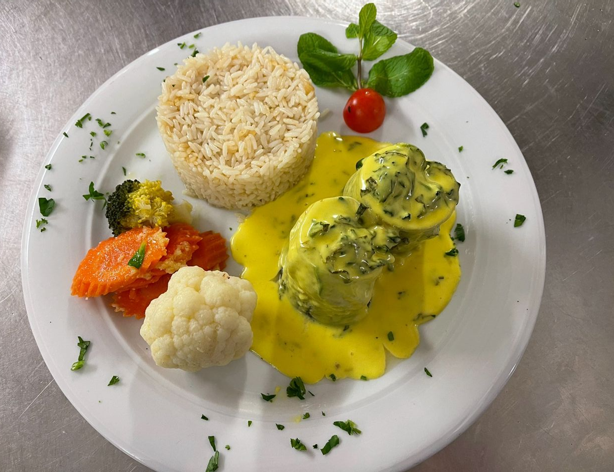 Reis mit Currysauce