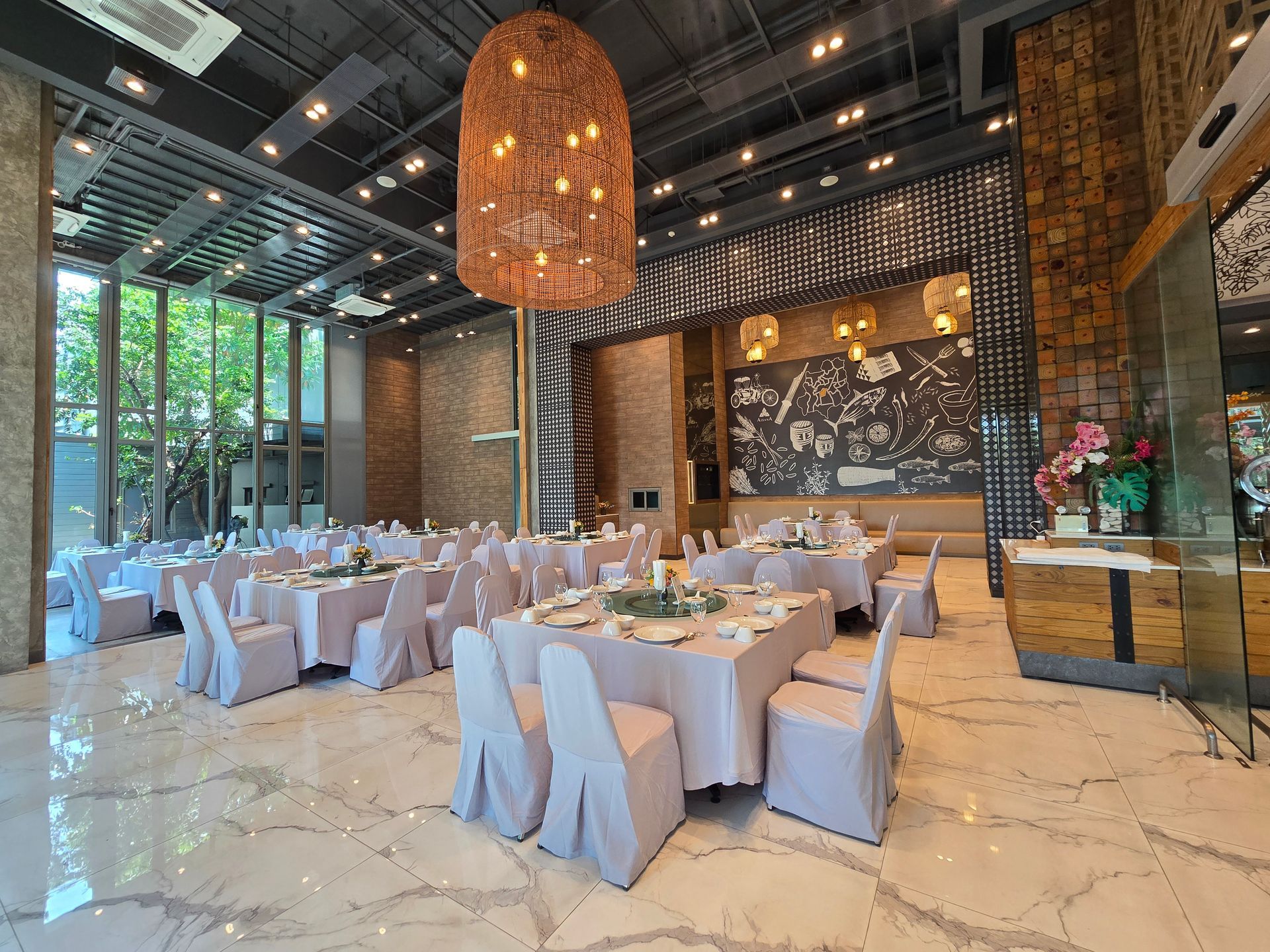 Aisana Hotel Korat - Restaurant & Cafe
