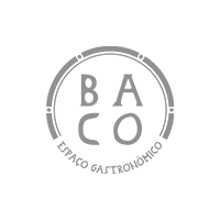 Logo circular gris de Baco Espaço Gastronômico con texto estilizado en el centro.