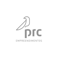 Logo cinza da PRC Empreendimentos com ícone estilizado acima do nome