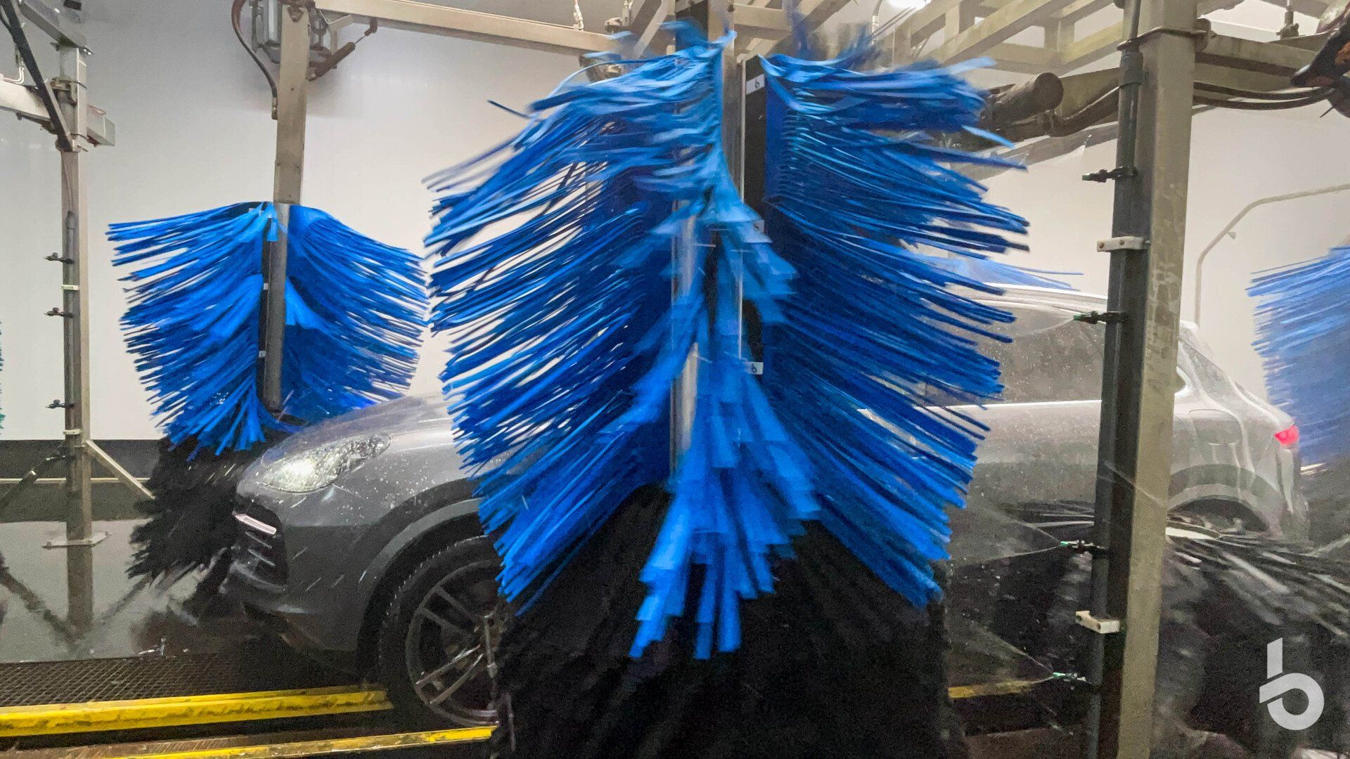 Hanna carwash borstels