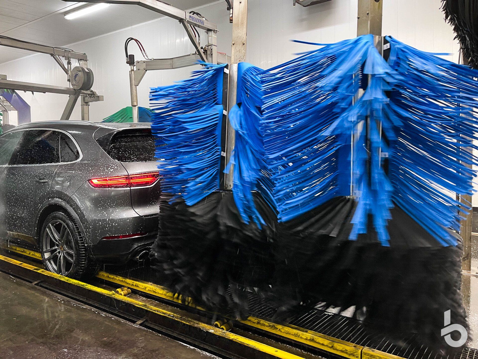 Hanna carwash borstels