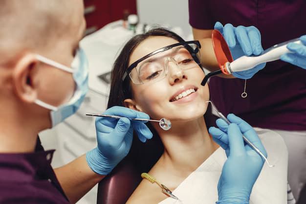cosmetic dentist